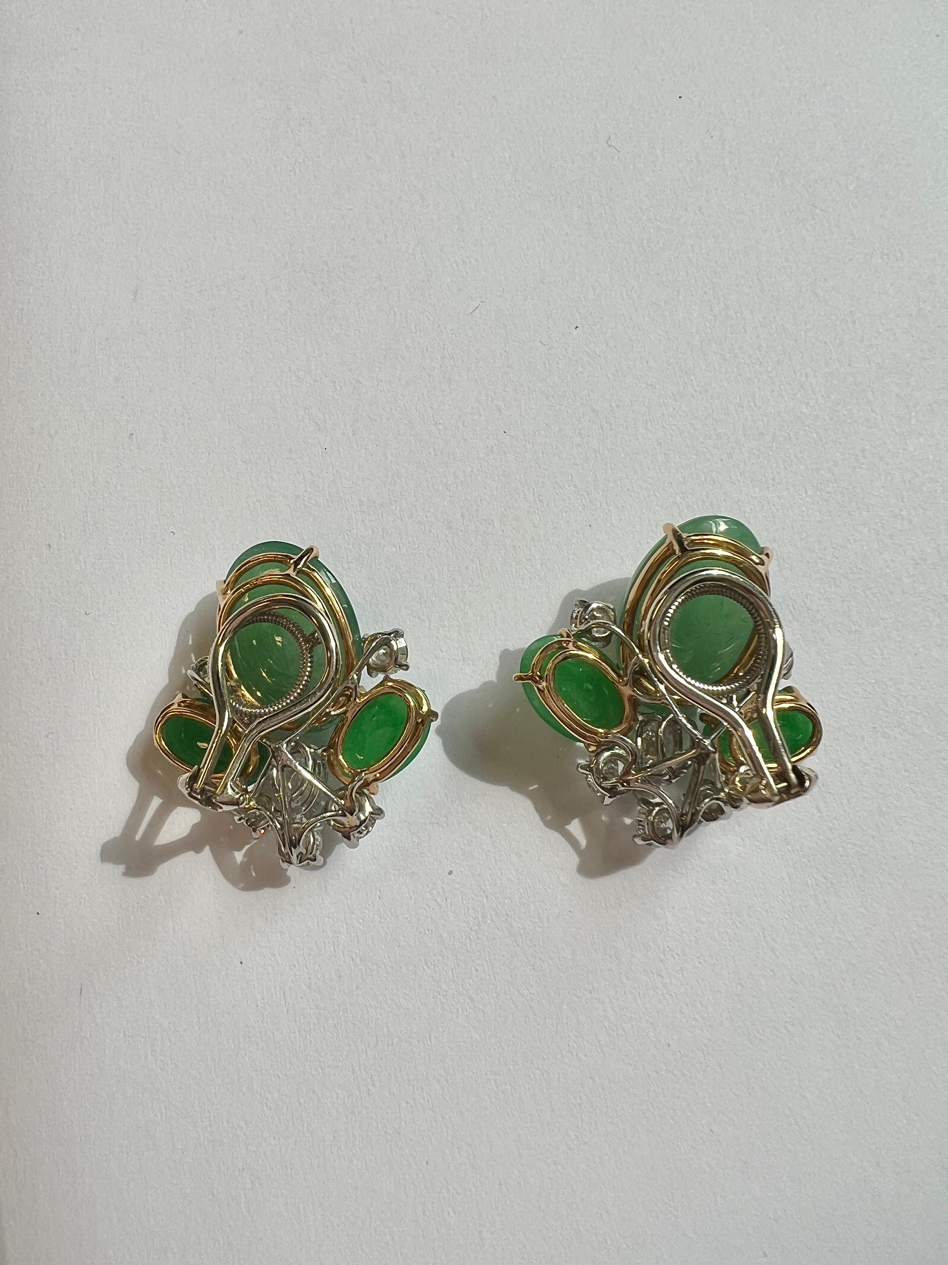 Boucles d'oreilles à pince en jadéite et diamants d'Oscar Heyman

Détails :
Or 18k et platine, Jadeite, circa 1980. Poids total 15.4 grammes.

En excellent état.