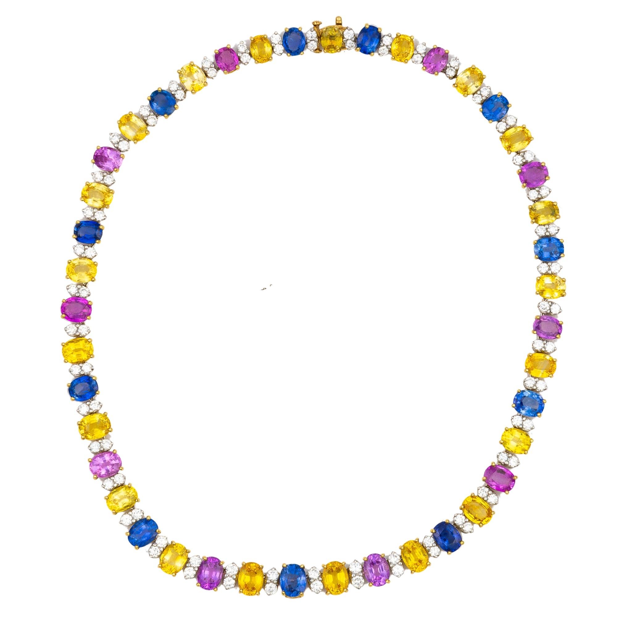 Taglio ovale Oscar Heyman Collana e orecchini con zaffiri e diamanti multicolore