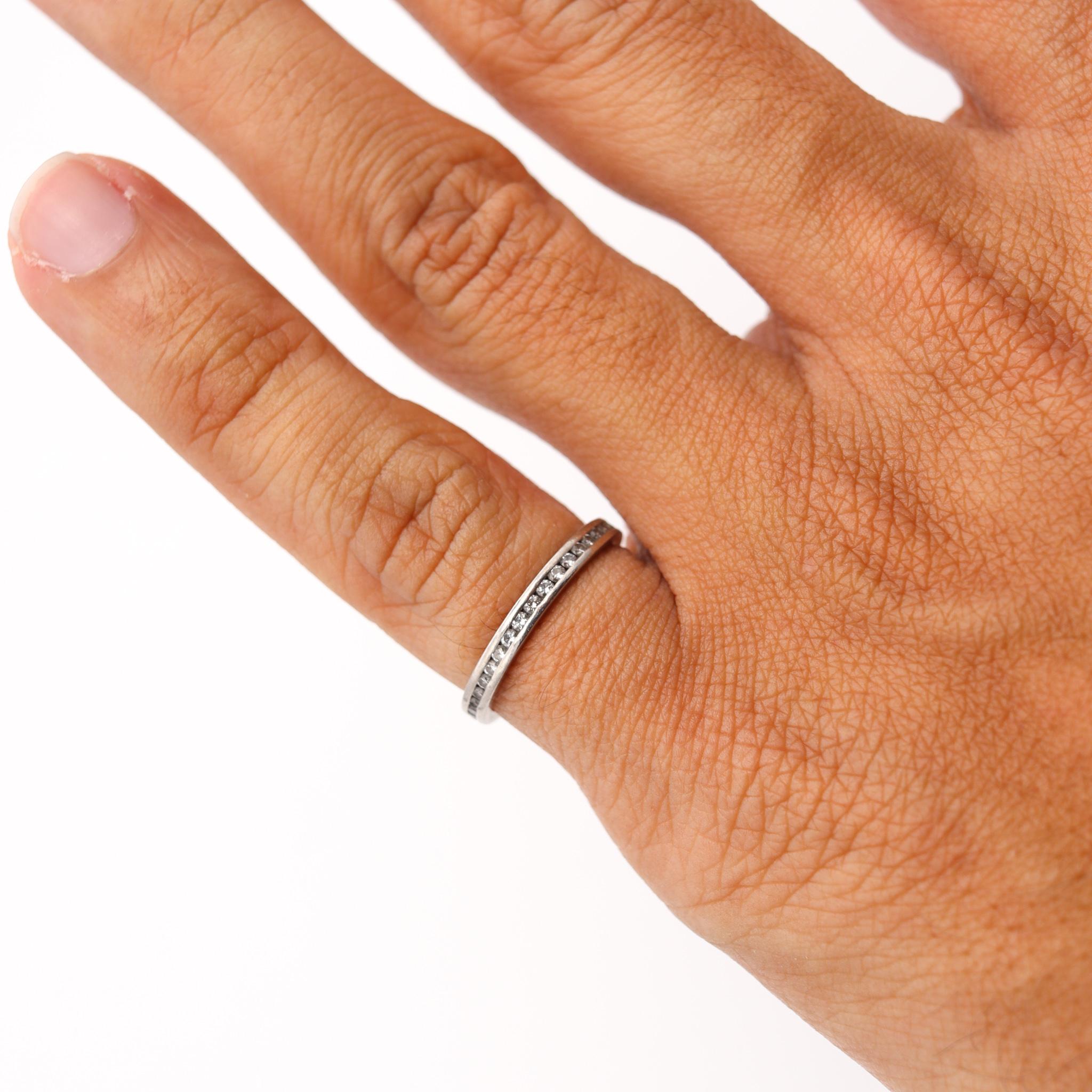 Women's Oscar Heyman New York Classic Eternity Ring in Platinum with 41 Round Diamonds For Sale