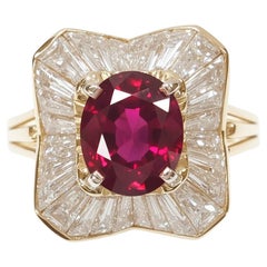 Oscar Heyman No Heat Ruby and Diamond Ballerina Ring in 18K Yellow Gold and Plat Oscar Heyman No Heat Ruby and Diamond Ballerina Ring in 18K Yellow Gold and Plat