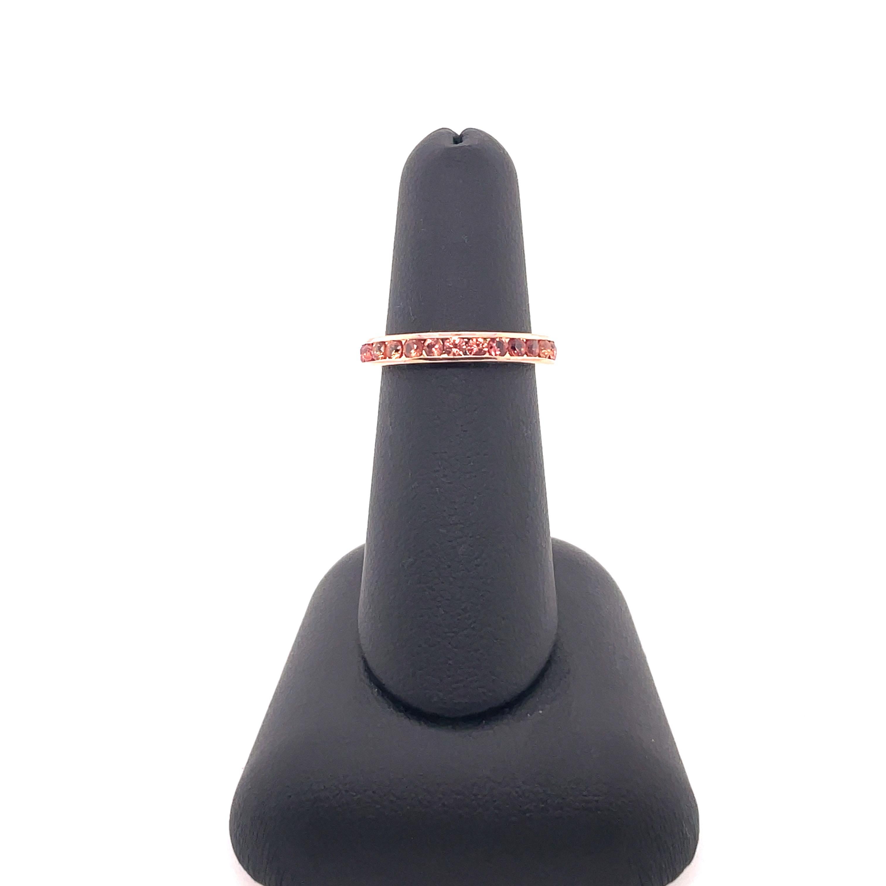 Oscar Heyman Pink Sapphire band in Rose Gold In Excellent Condition For Sale In Saint Louis, MO