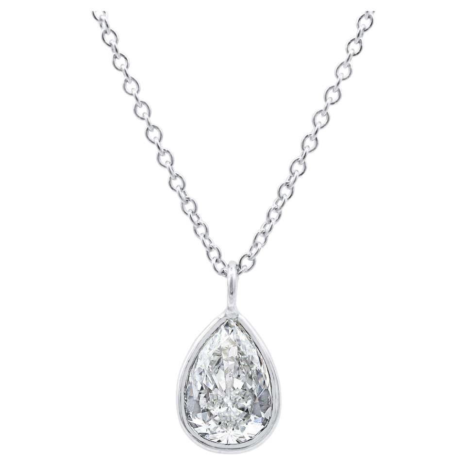 Vs1 diamond pendant Clearance