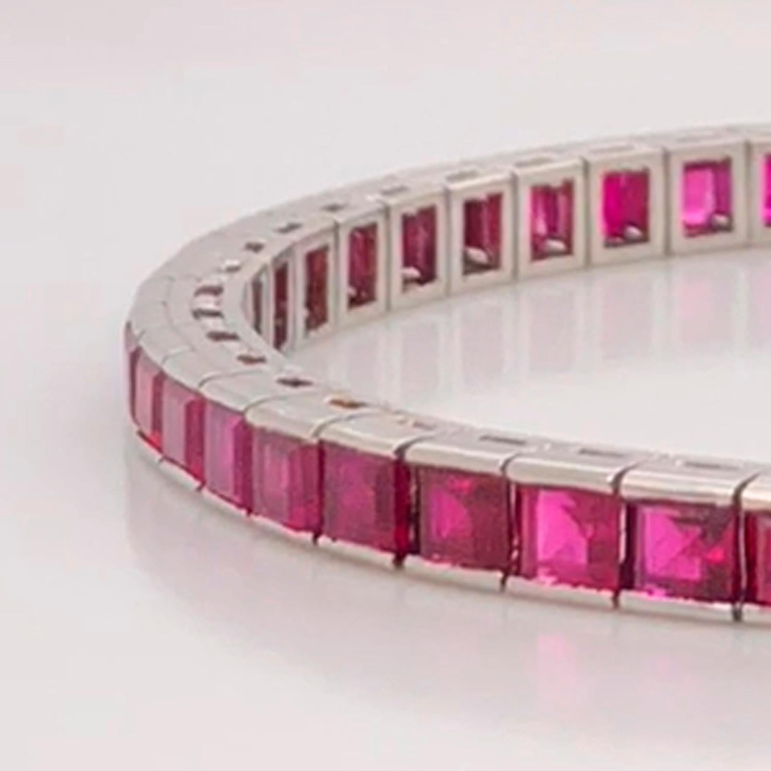 Oscar Heyman Bracciale tennis in platino con rubino quadrato da 12,26 carati In condizioni Nuovo in vendita a New York City, NY