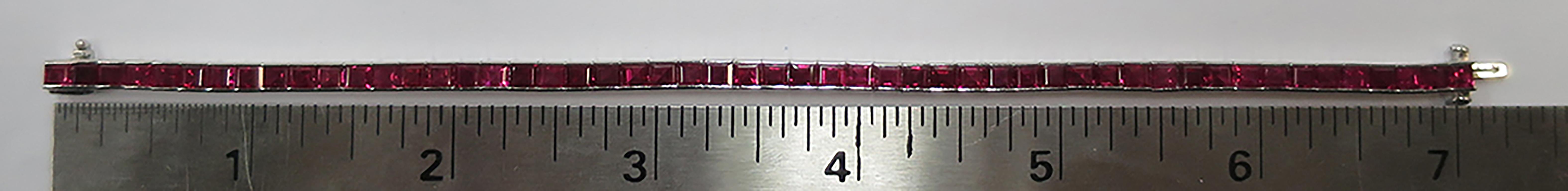 Oscar Heyman Bracciale tennis in platino con rubino quadrato da 12,26 carati in vendita 2