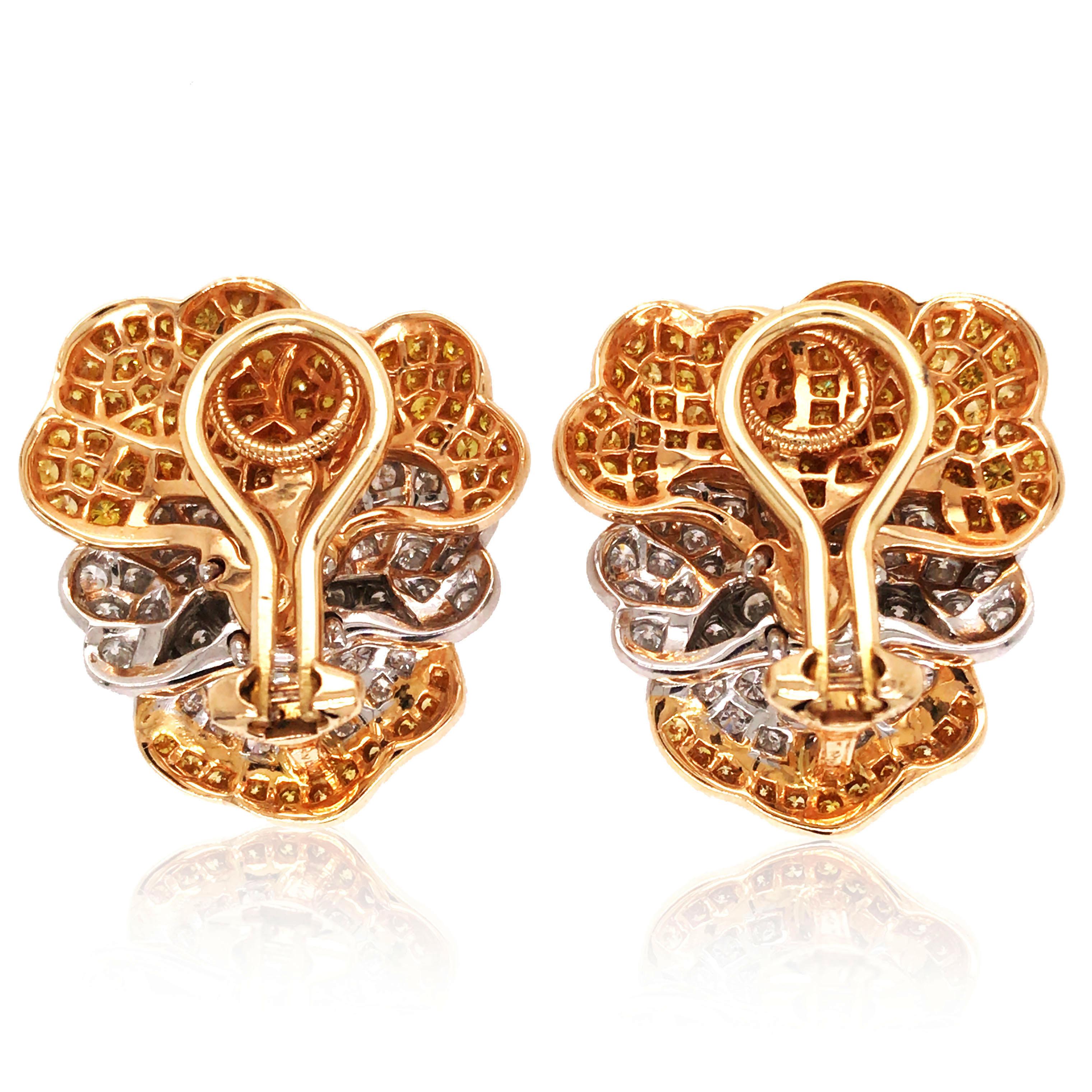 Oscar Heyman, Platinum 18K Gold Diamond Yellow Diamond Pansy Earrings In Good Condition In New York, NY