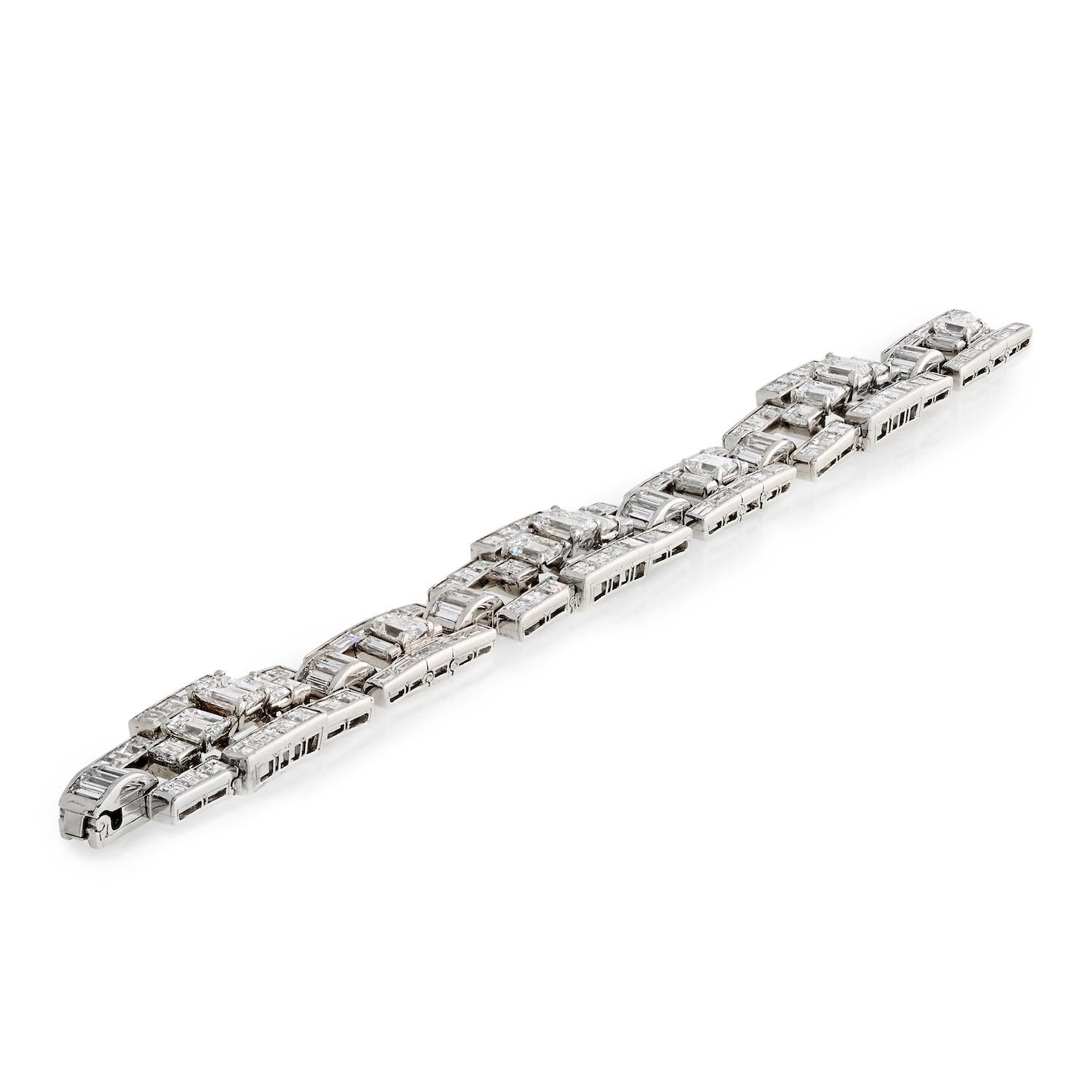 Modern Oscar Heyman 30.63 Carat Platinum Diamond Estate Bracelet