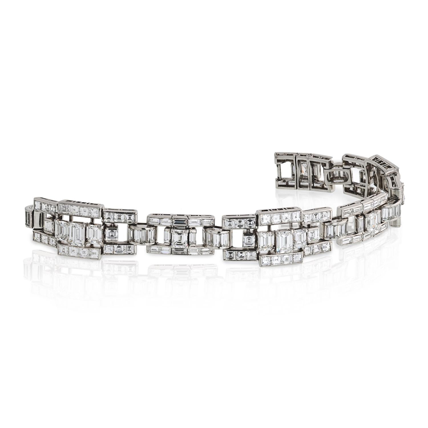 Women's or Men's Oscar Heyman 30.63 Carat Platinum Diamond Estate Bracelet