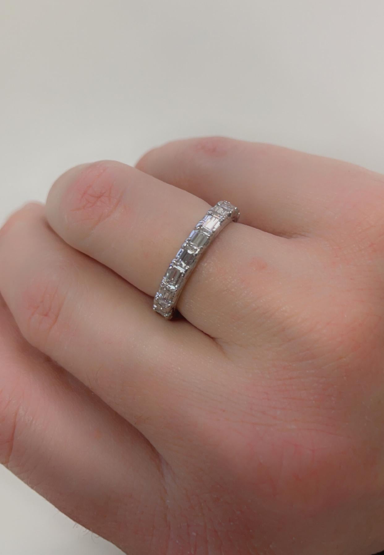 Oscar Heyman Platinum 3mm Cog Set Baguette Diamond Band Ring sz 6 For Sale 3