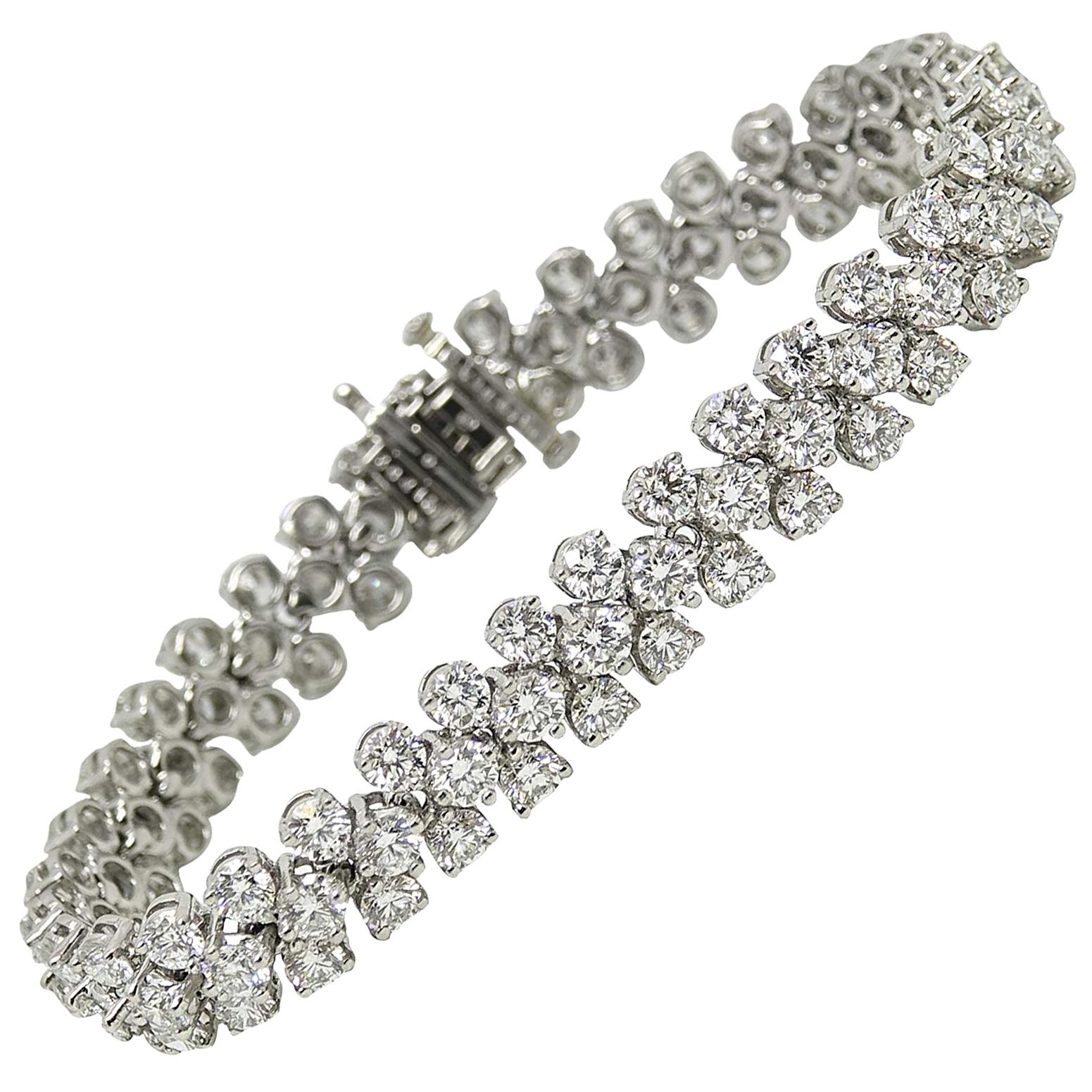 Oscar Heyman Platinum Bracelet with 14.47 Carat G Color VS1 Clarity For Sale