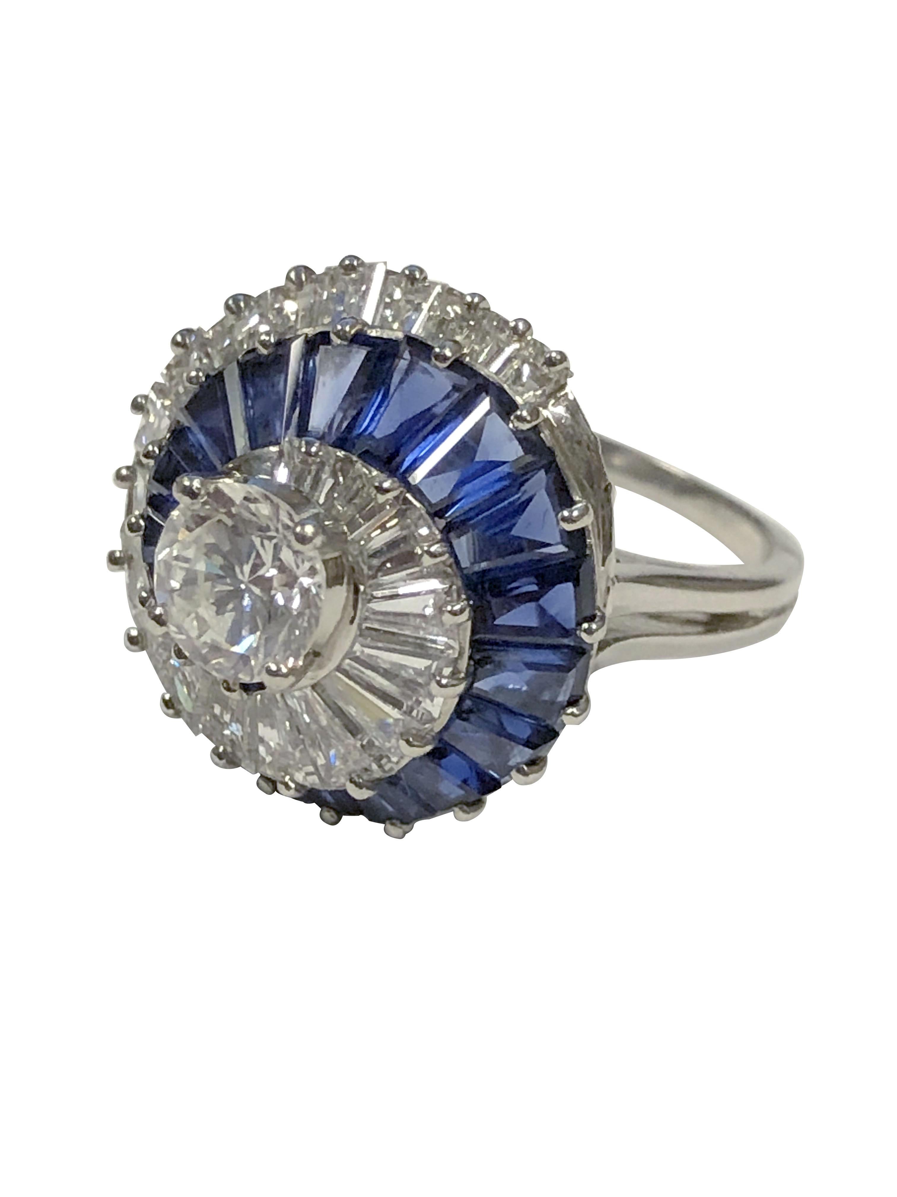Oscar Heyman Platinum Diamond and Sapphire Classic Swirl Ring In Excellent Condition In Chicago, IL