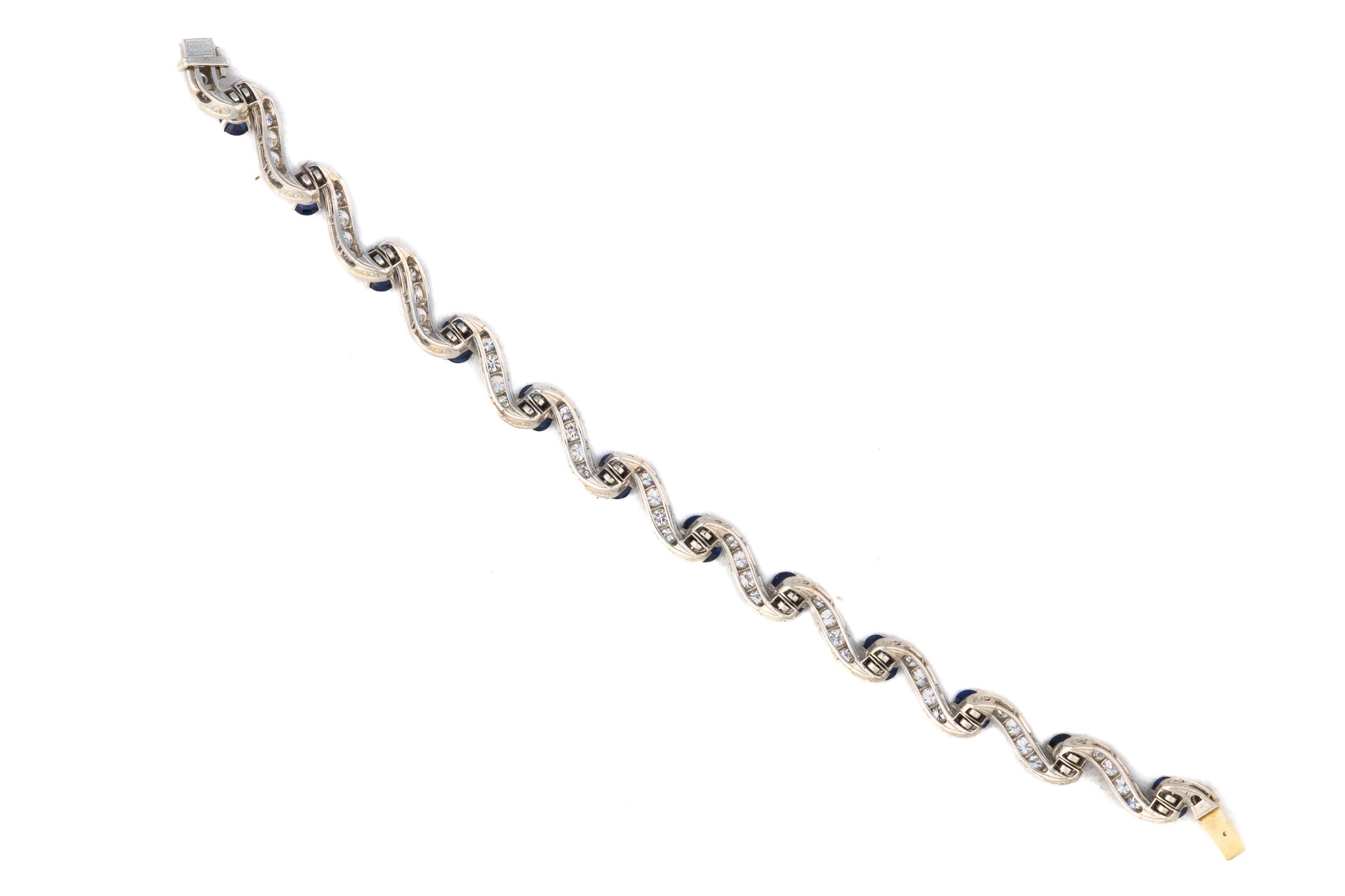 Oscar Heyman Platinum Diamond and Sapphire Twist Link Bracelet

Description:
This refined bracelet by Oscar Heyman showcases the brand’s signature craftsmanship and timeless design sensibility. Composed of a continuous sequence of curving platinum
