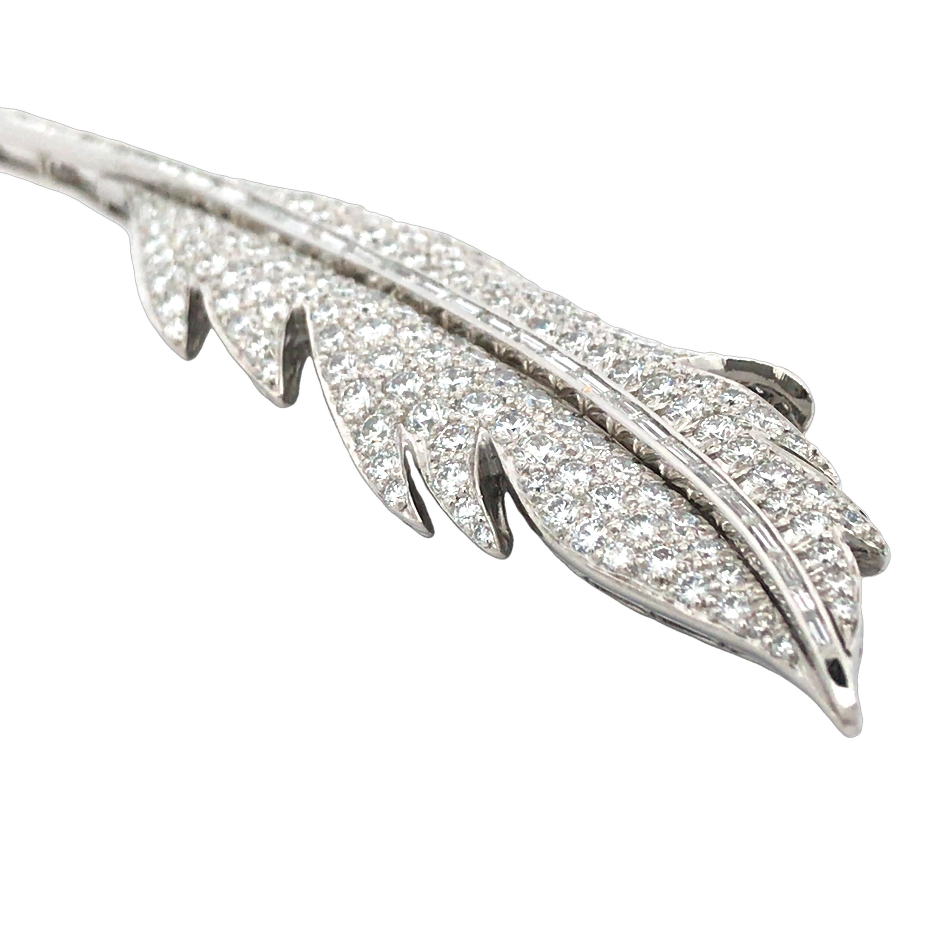 Round Cut Oscar Heyman, Platinum Diamond Feather Brooch, Certificate For Sale
