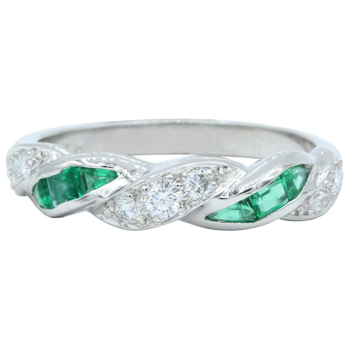 Oscar Heyman Platinum Emerald and Diamond Twist Partway Wedding Band