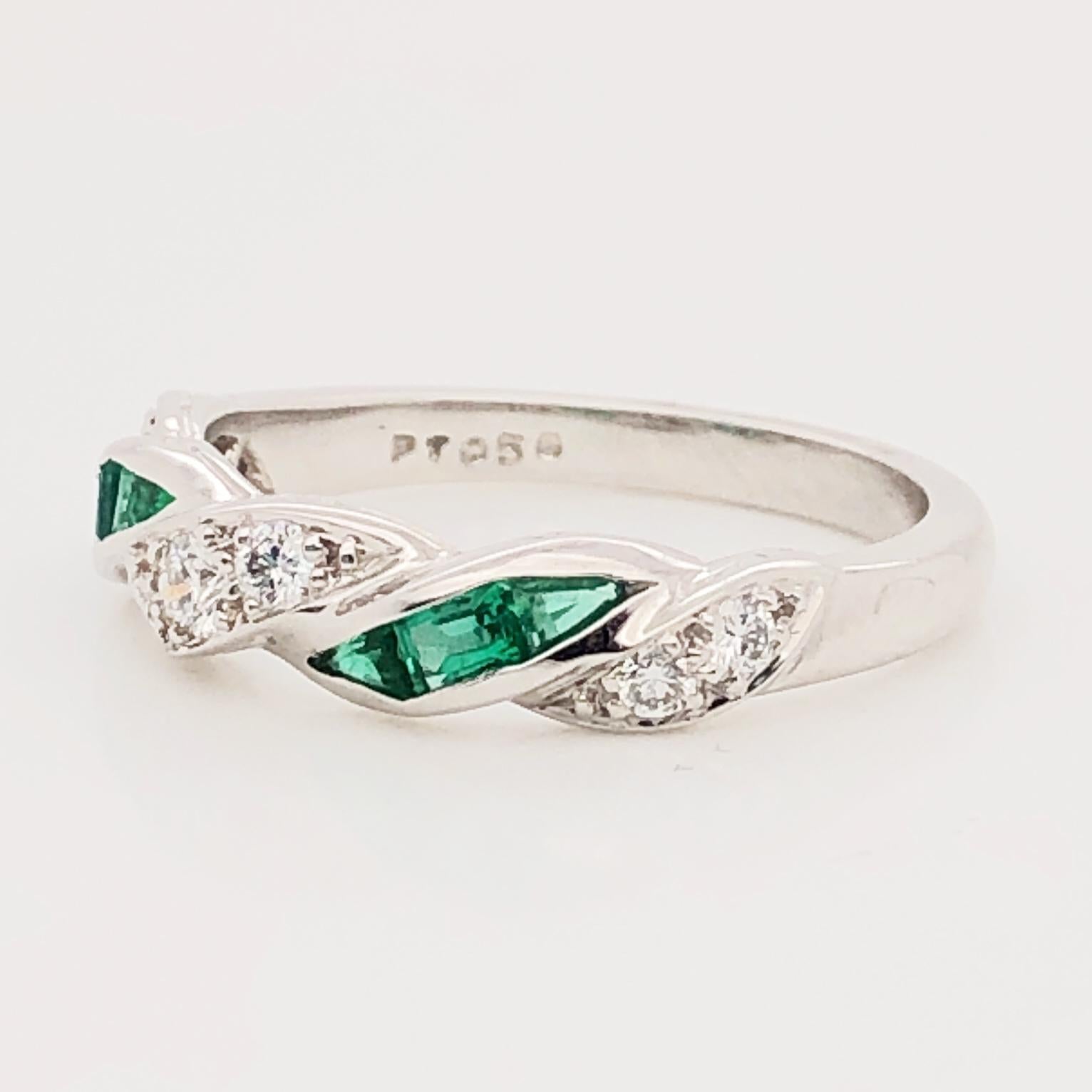 Contemporary Oscar Heyman Platinum Emerald and Diamond Twist Partway Wedding Band