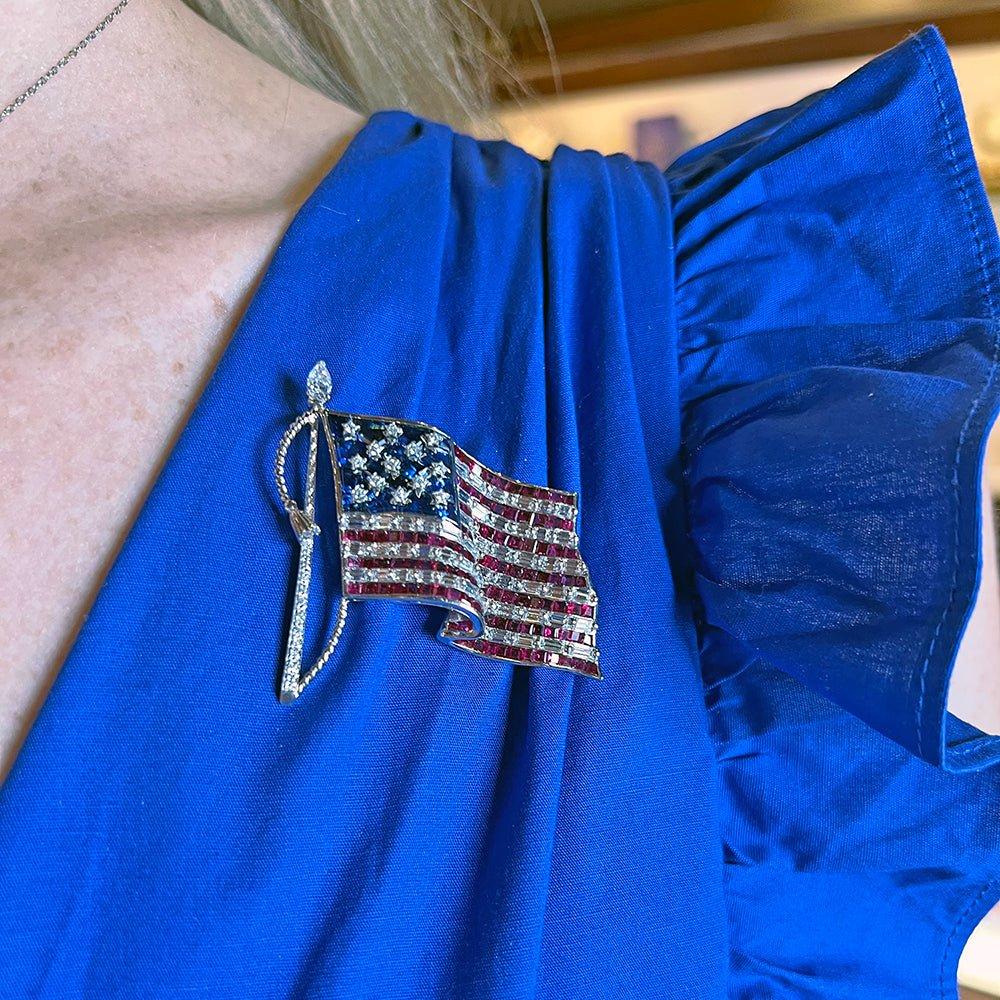 Women's or Men's Oscar Heyman Platinum Ruby Diamond Sapphire American Flag Pin For Sale