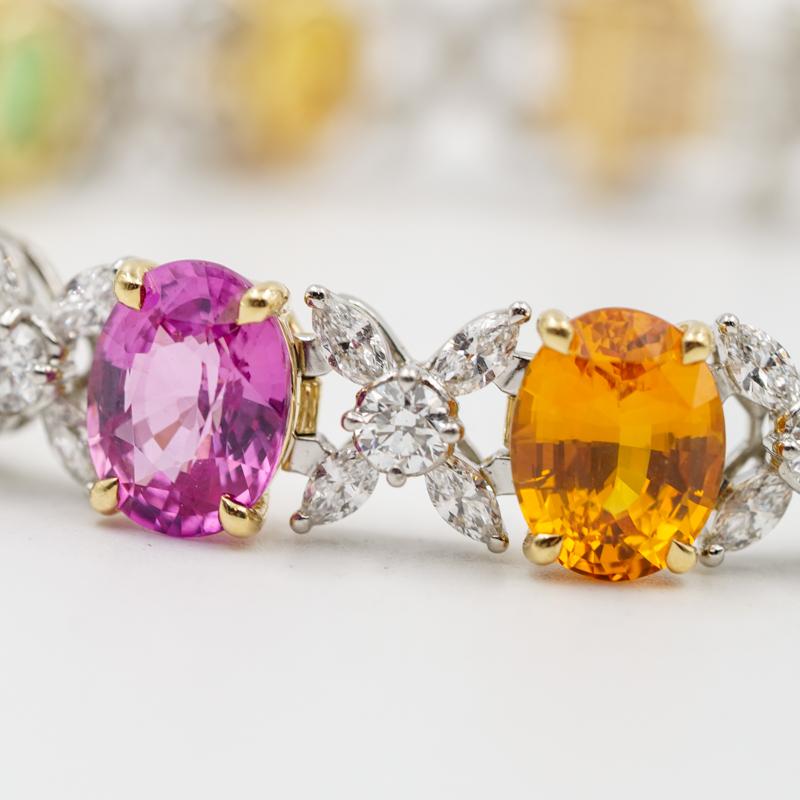 Oscar Heyman Armband aus Platin und 18 Karat Platin mit Regenbogen-Saphir und Diamanten Damen