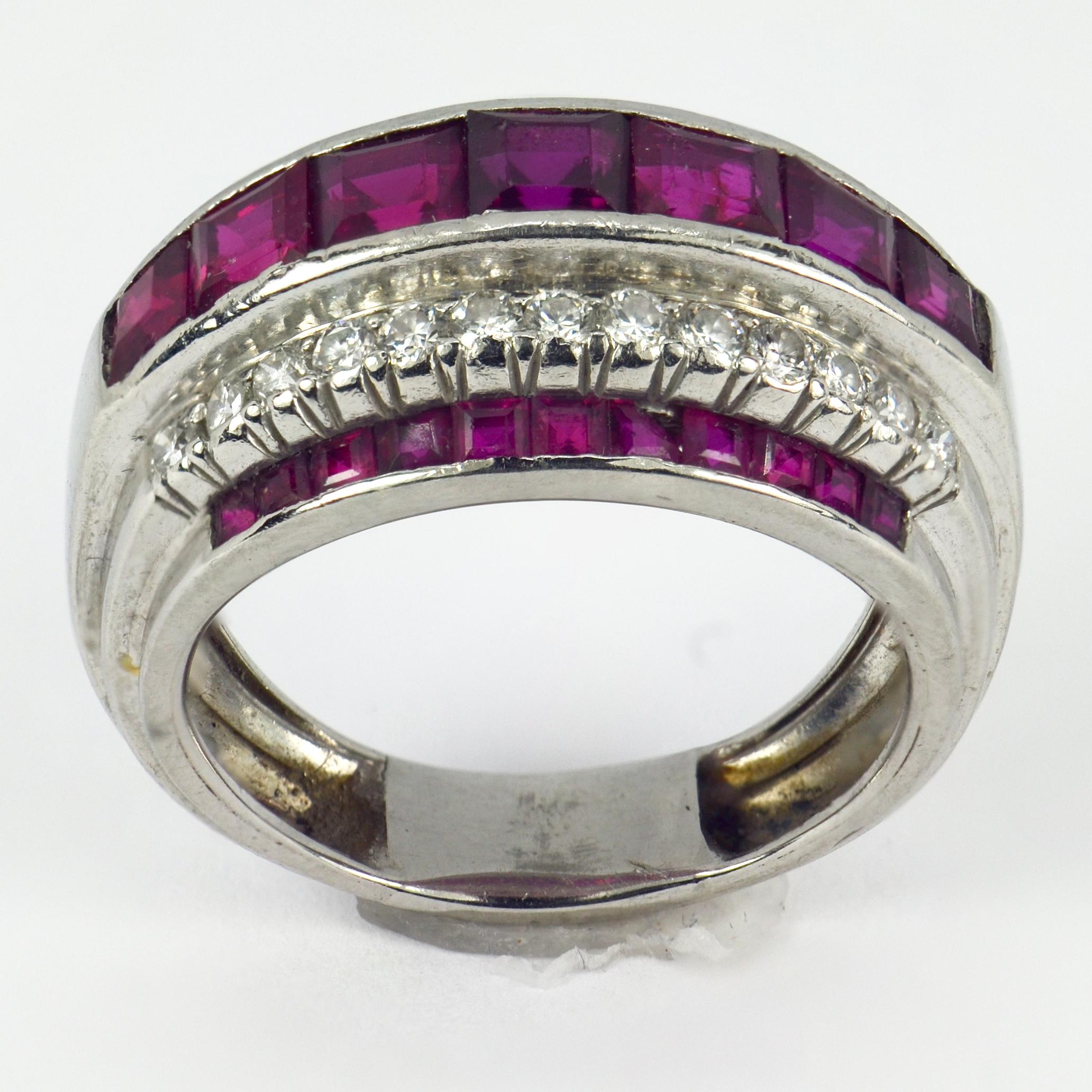 Oscar Heyman Red Ruby White Diamond Platinum Ring In Good Condition For Sale In London, GB