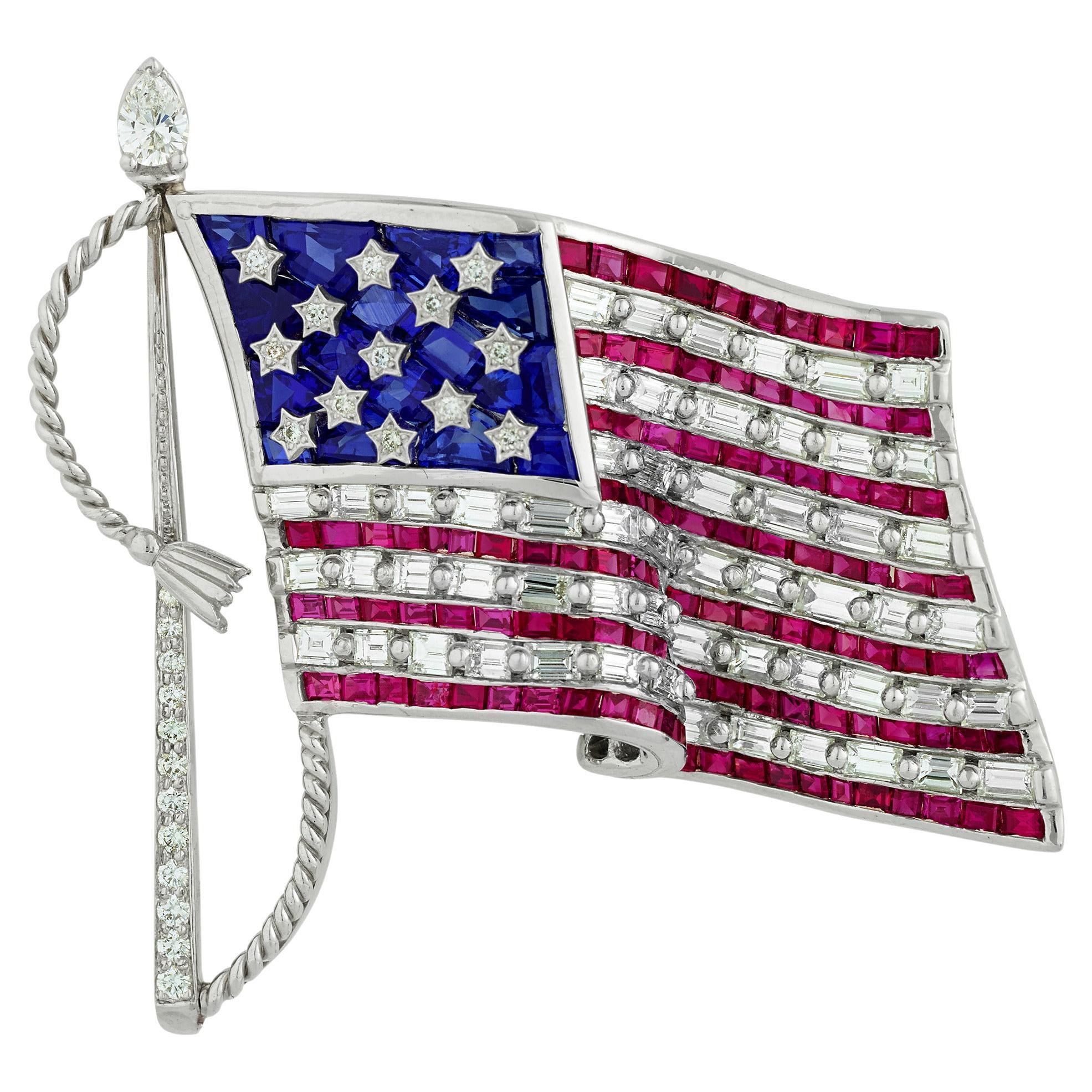 Oscar Heyman Broche drapeau américain en rubis et saphirs