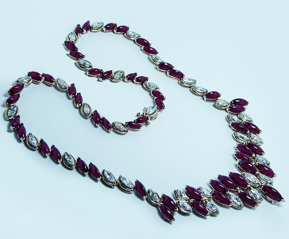 Donna Oscar Heyman Collana con diamanti e rubini in oro 18 carati e platino con certificazione GIA 59ct in vendita