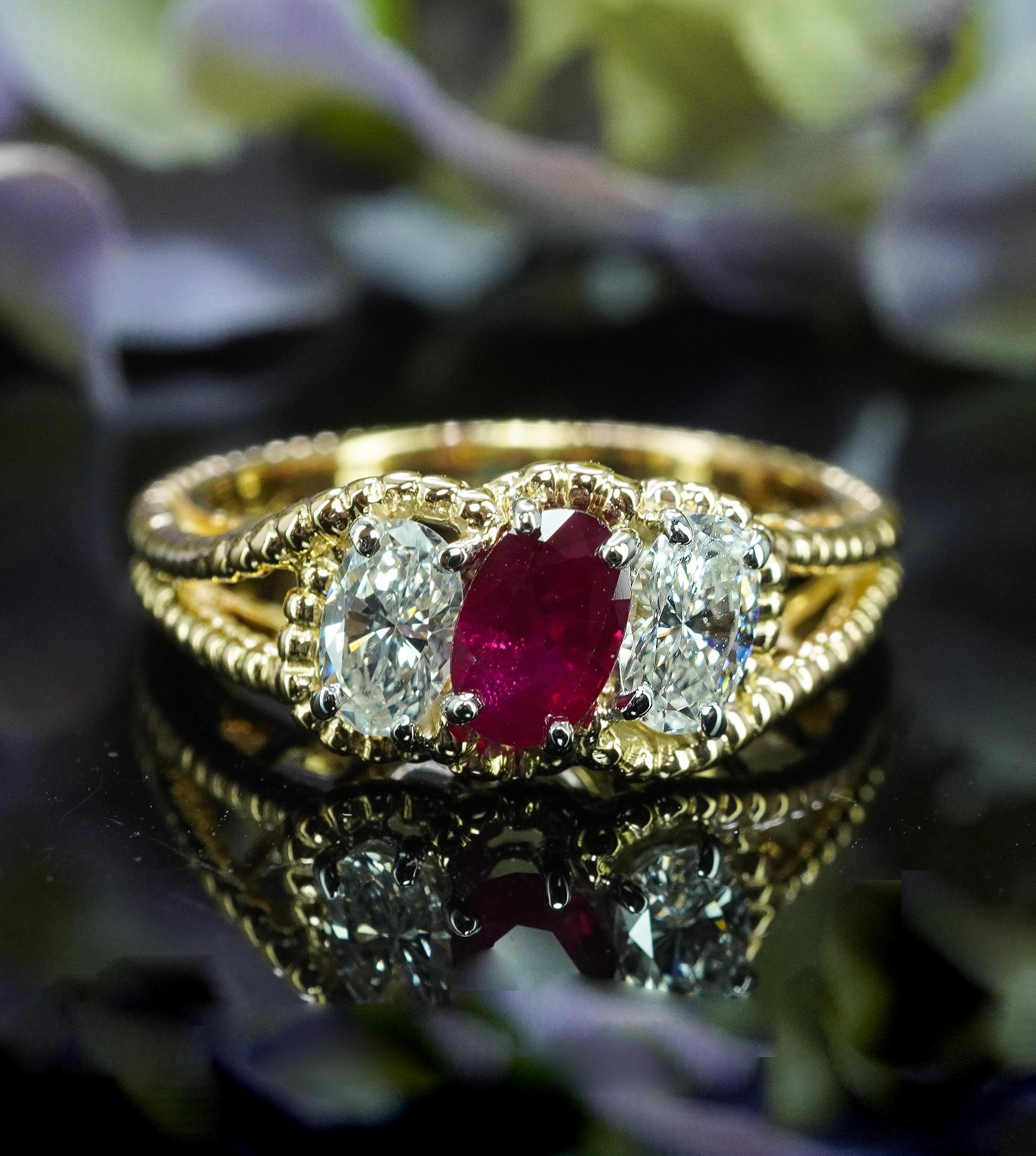  Oscar Heyman Ruby Oval Diamond 3 stone Ring 18K Gold Platinum Designer Signed 

 This is a gorgeous piece by Oscar Heyman Brothers. The center genuine ruby is incredible, very clean, extremely brilliant and the bursting red color just jumps at you.