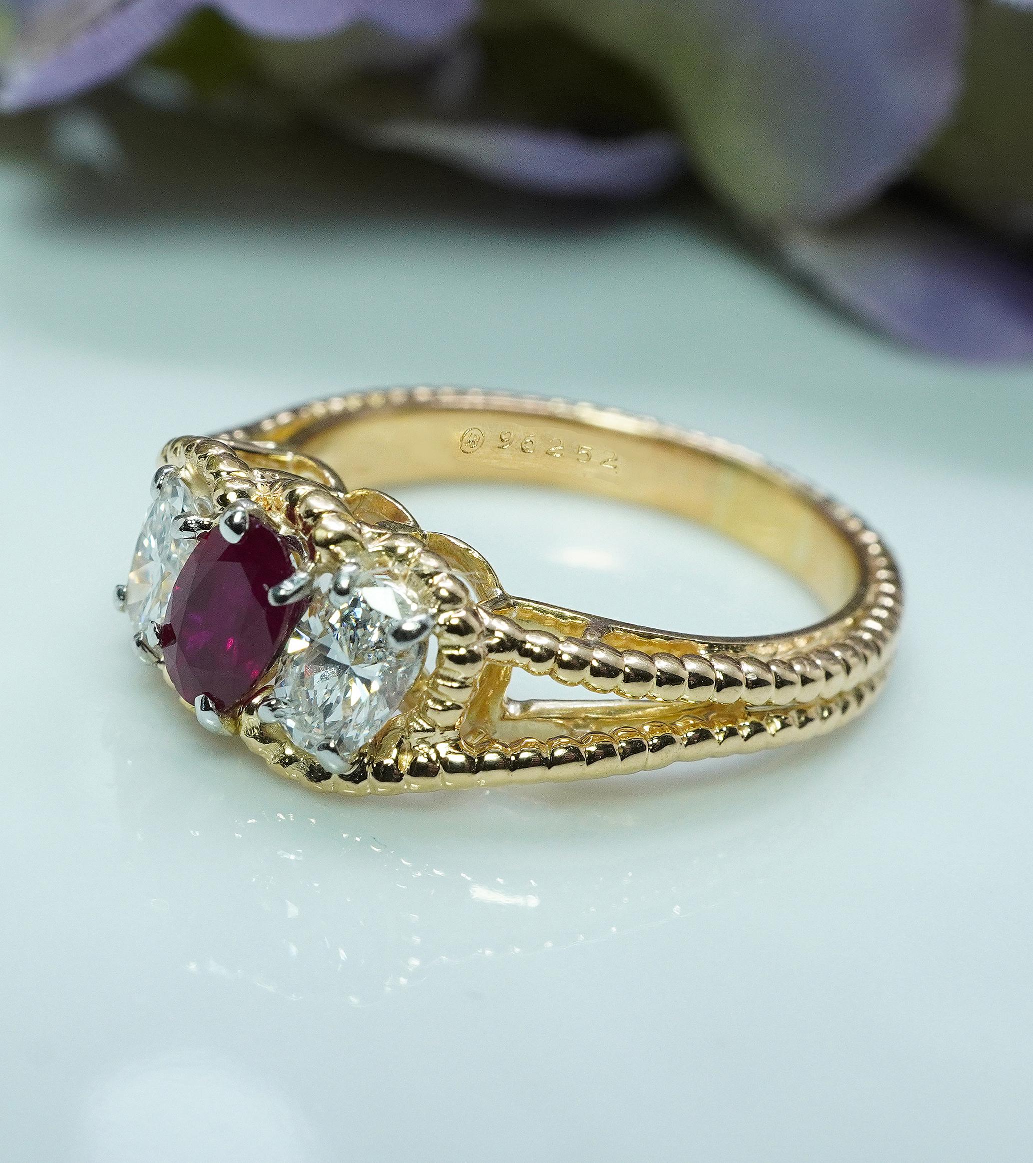 Oscar Heyman Ruby Oval Diamond 3 stone Ring 18K Gold Platinum Designer Signed For Sale 3