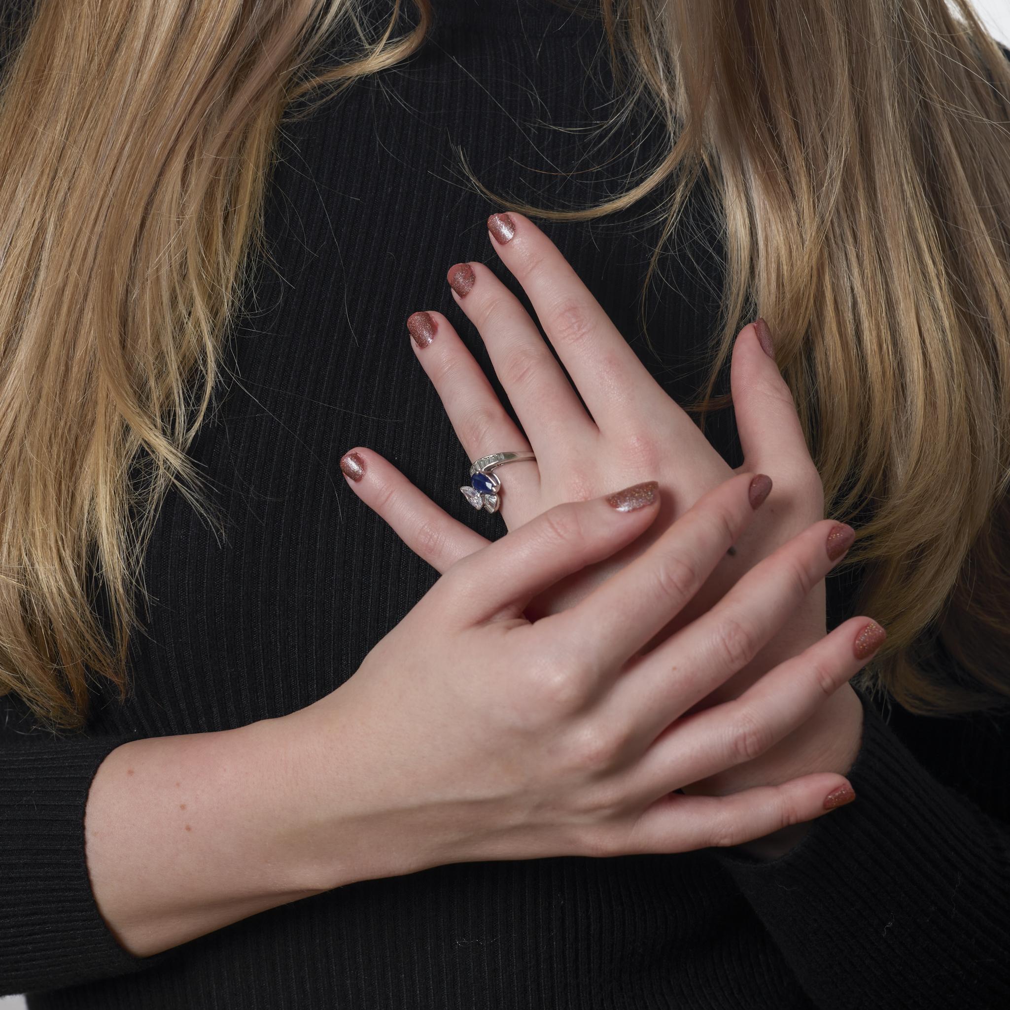 Pear Cut Oscar Heyman sapphire diamond platinum toi et moi ring For Sale