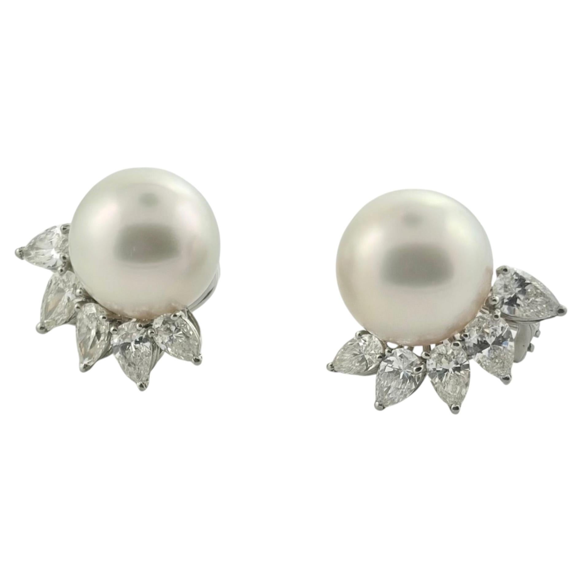 Oscar Heyman Orecchini con perle dei mari del sud e diamanti 16,5 mm