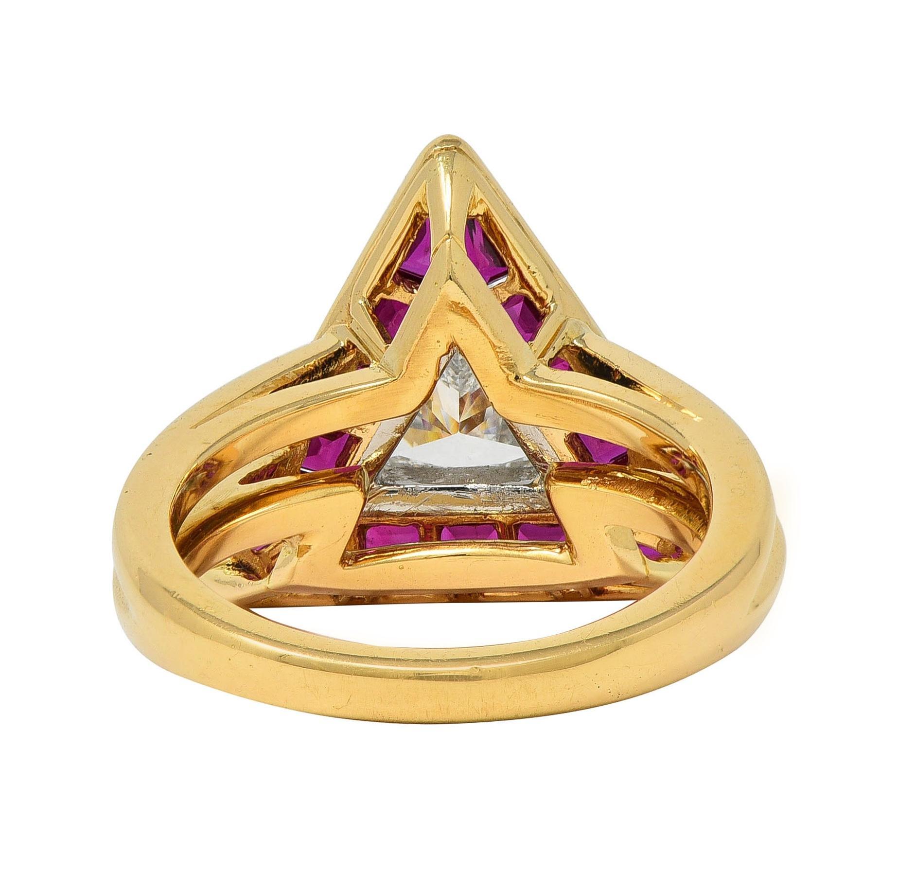 Oscar Heyman Trilliant Cut Diamond Ruby Platinum 18K Gold Triangle Halo Ring In Excellent Condition For Sale In Philadelphia, PA