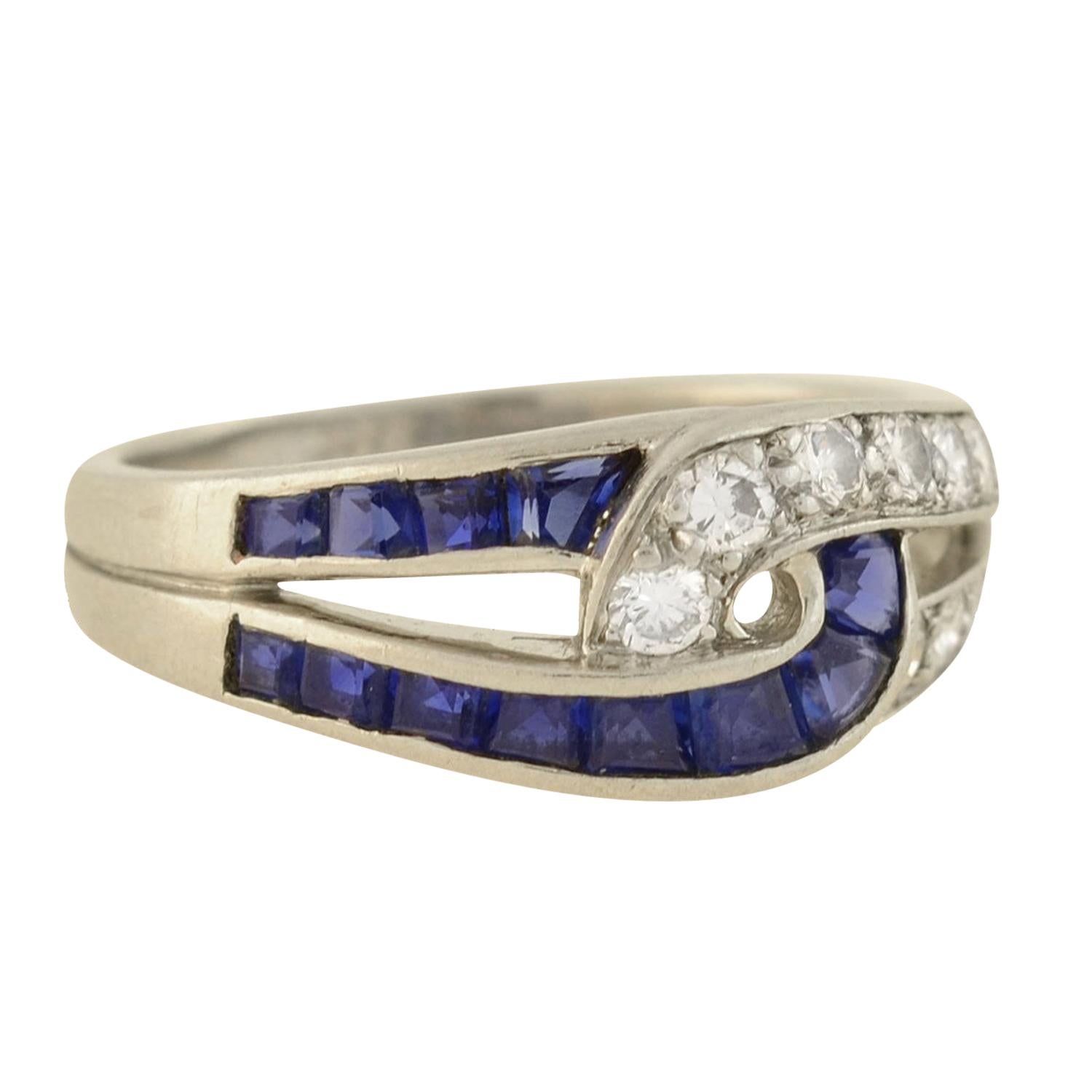 Oscar Heyman Vintage Diamond and Sapphire Interlocking Link Ring