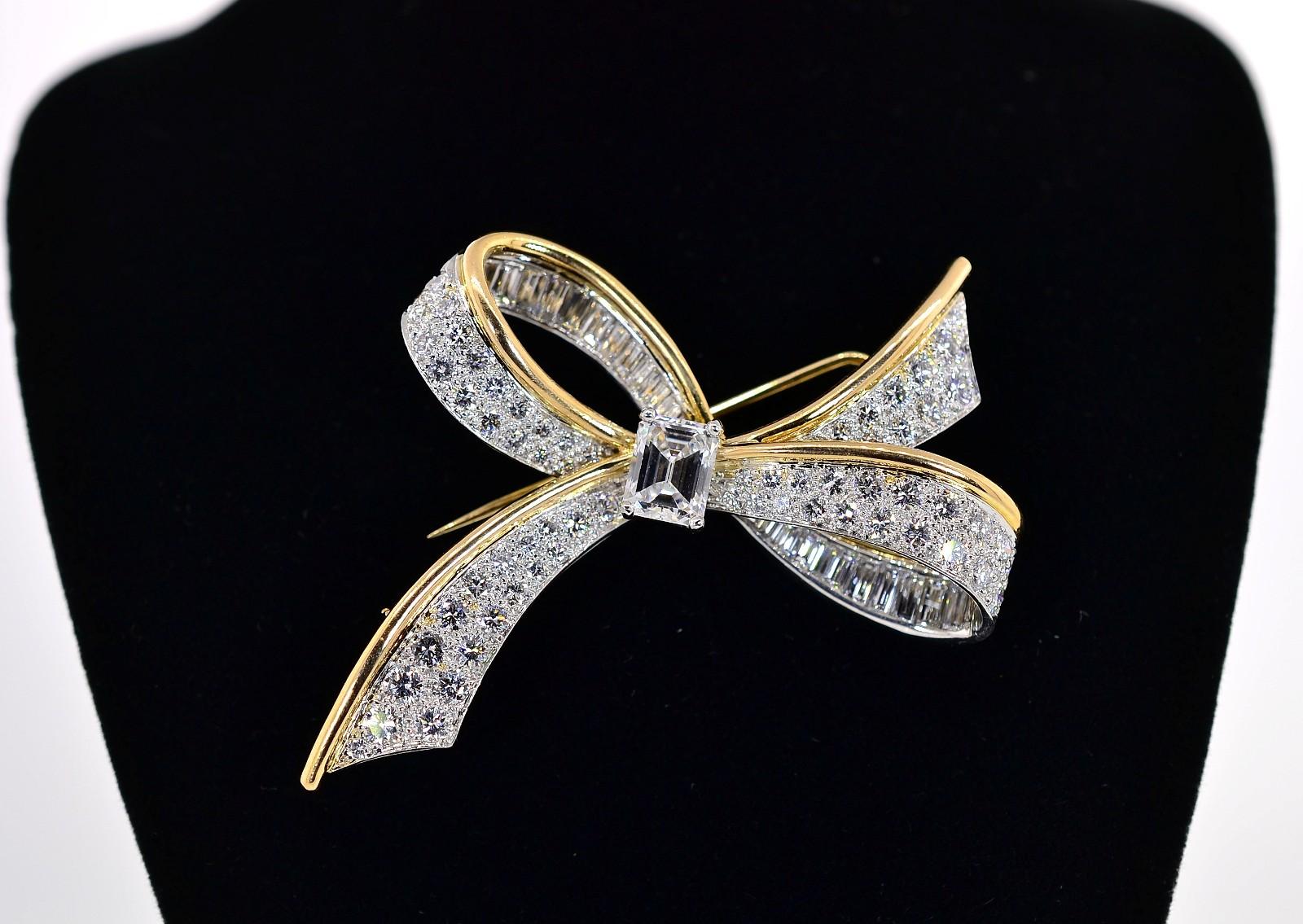 Women's Oscar Heyman Vintage Diamond Bow Brooch