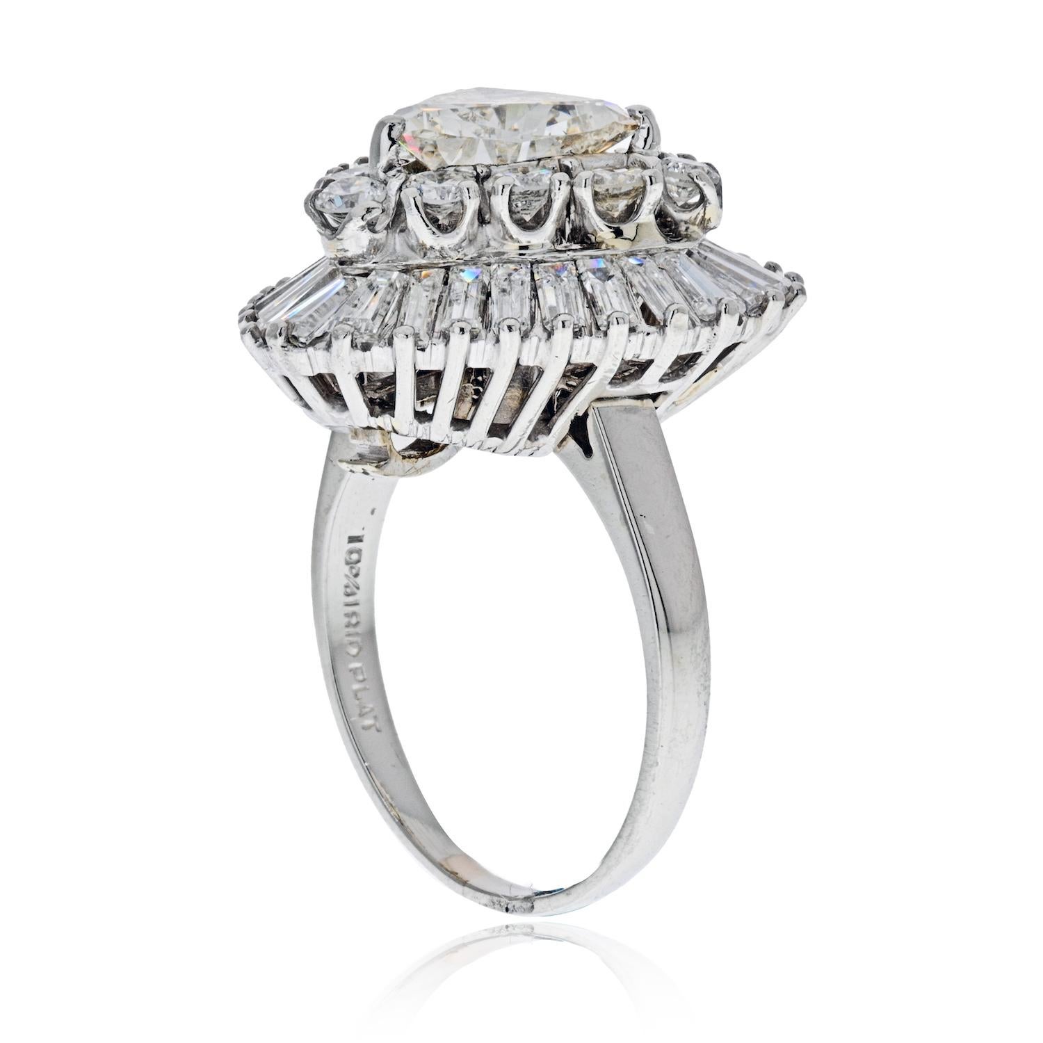 Women's Oscar Heyman White Diamond Ballerina 1.82 Carat Trilliant Cut Engagement Ring