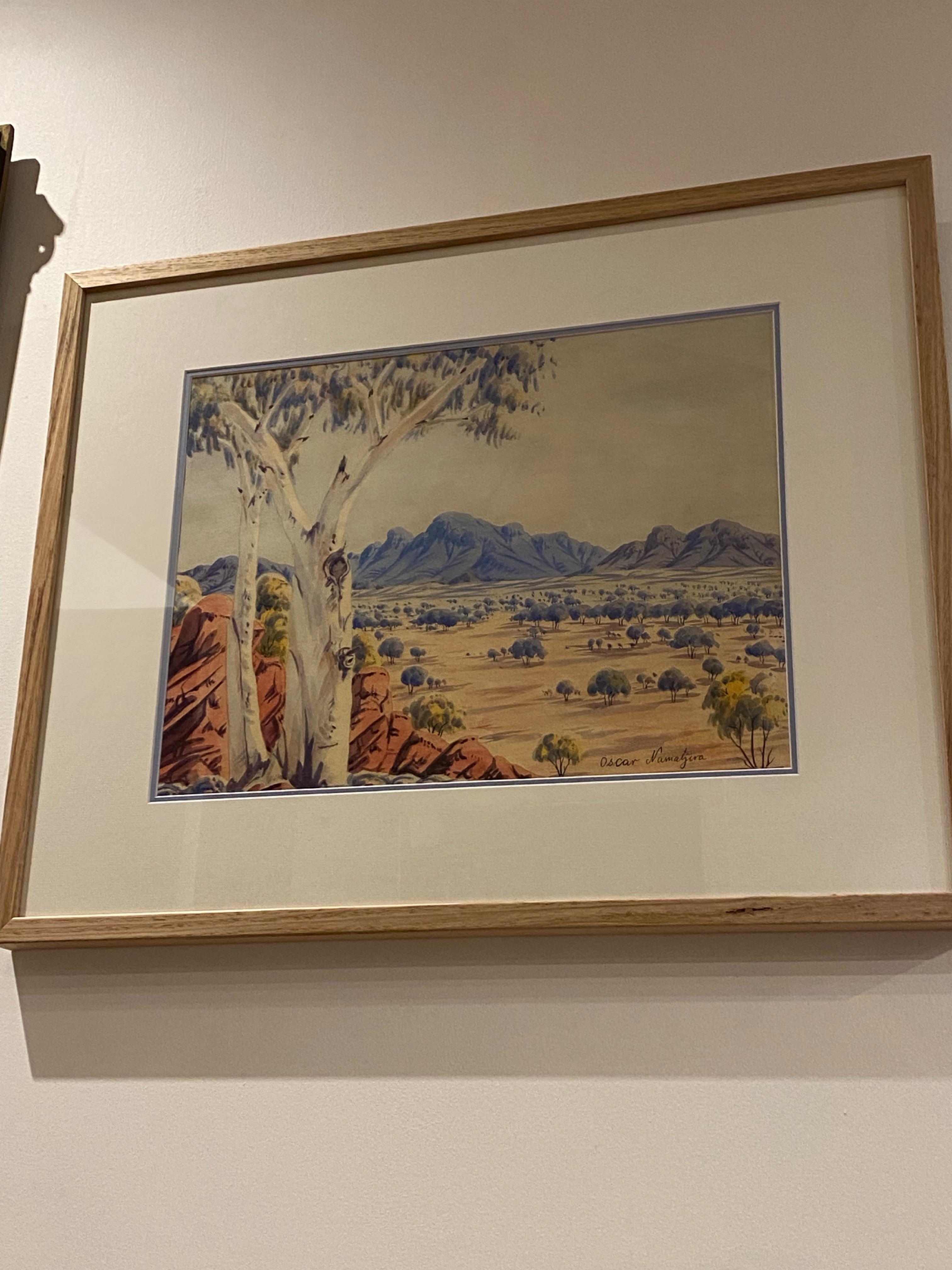 Oscar Namatjira, peinture à l'aquarelle d'un paysage australien central, 1963 Excellent état - En vente à MELBOURNE, AU