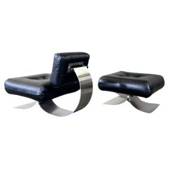 Oscar Niemeyer Alta chair & ottoman Mobilier International