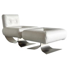 Oscar Niemeyer ‘Alta’ Lounge Chair & Ottoman