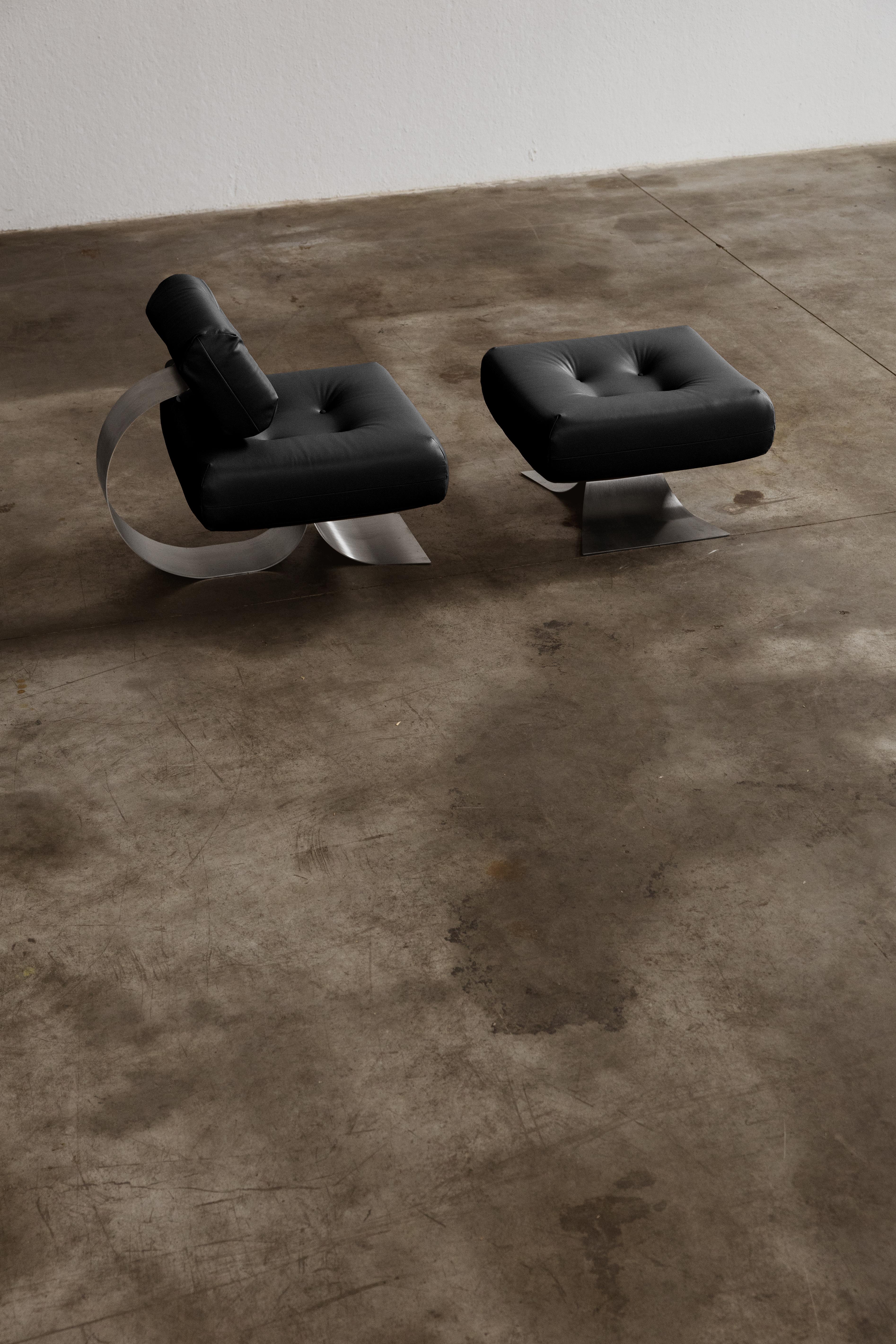 Oscar Niemeyer Alta Lounge Set für Mobilier International, 1971, 2 Exemplare im Angebot 5
