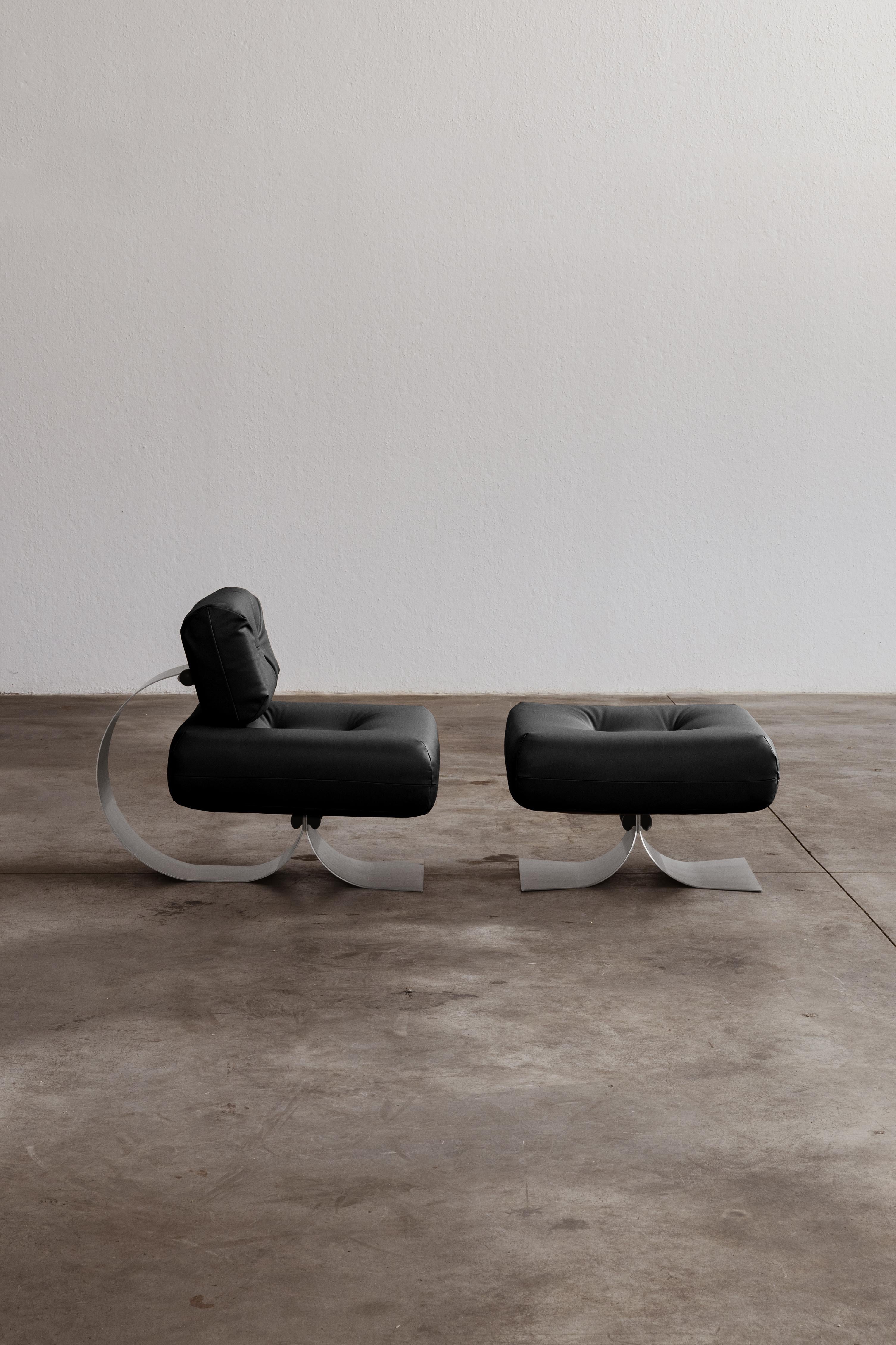 Oscar Niemeyer Alta Lounge Set für Mobilier International, 1971, 2 Exemplare (Französisch) im Angebot