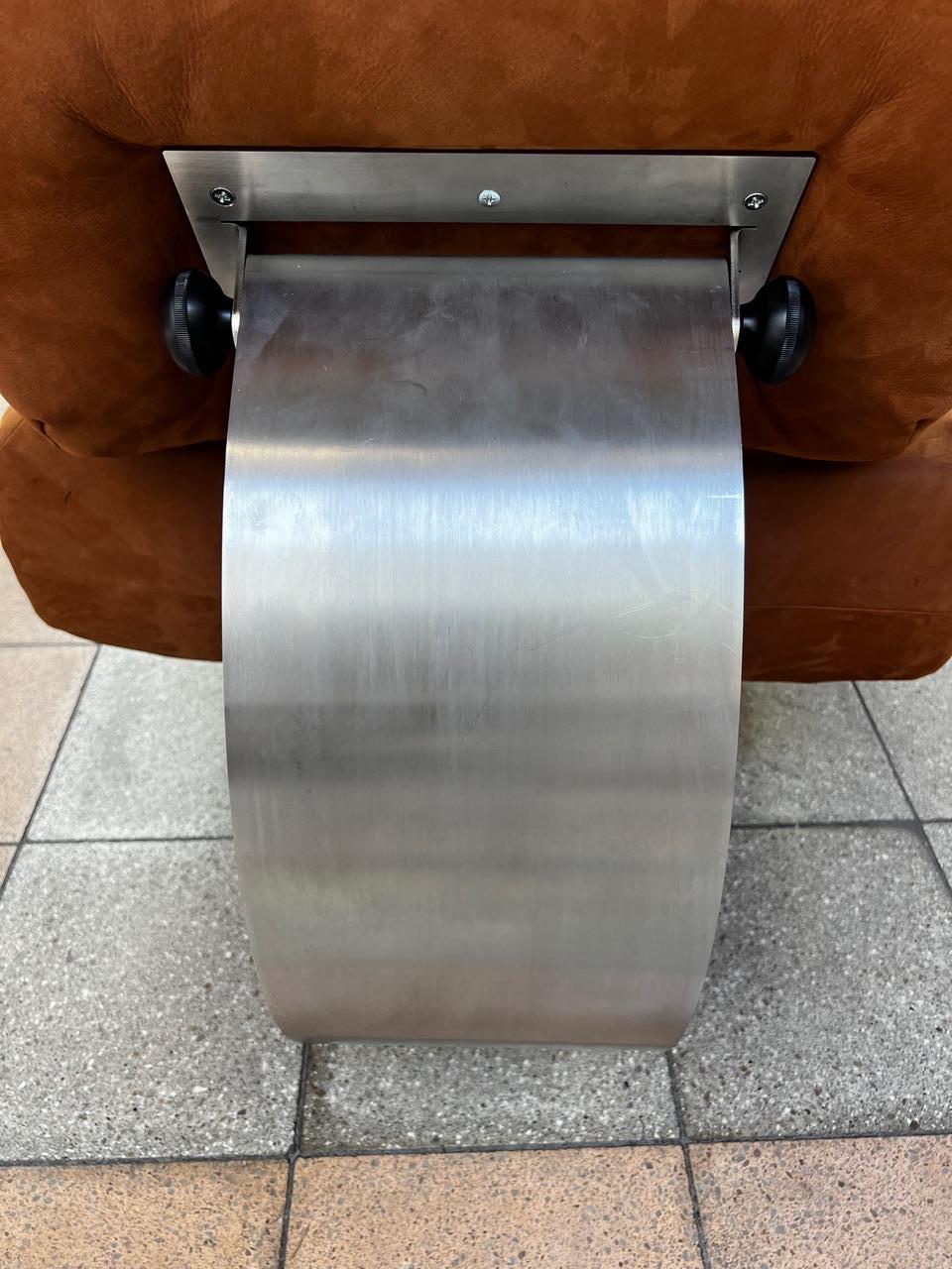 Oscar Niemeyer Sessel und Ottomane Modell „Alta“ – Modell „Alta“ – um 1974 1