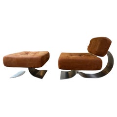 Oscar Niemeyer Armchair and Ottoman Model "Alta" - Circa 1974