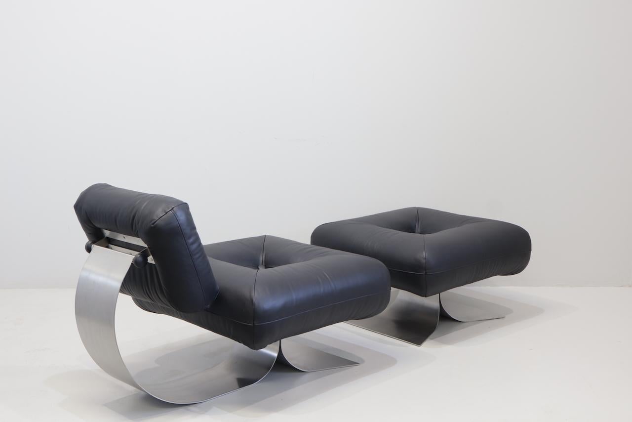 Oscar Niemeyer Armchair and Ottoman Model 