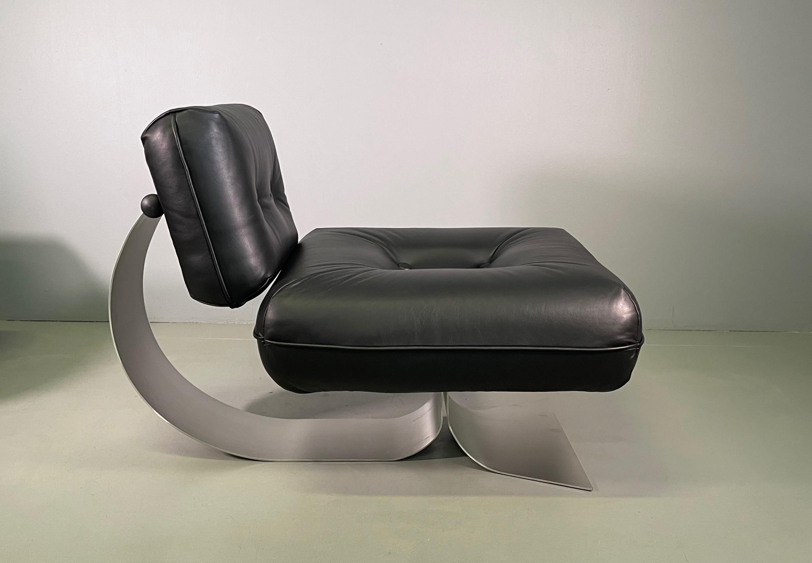 Oscar Niemeyer Armchair and Ottoman Model 