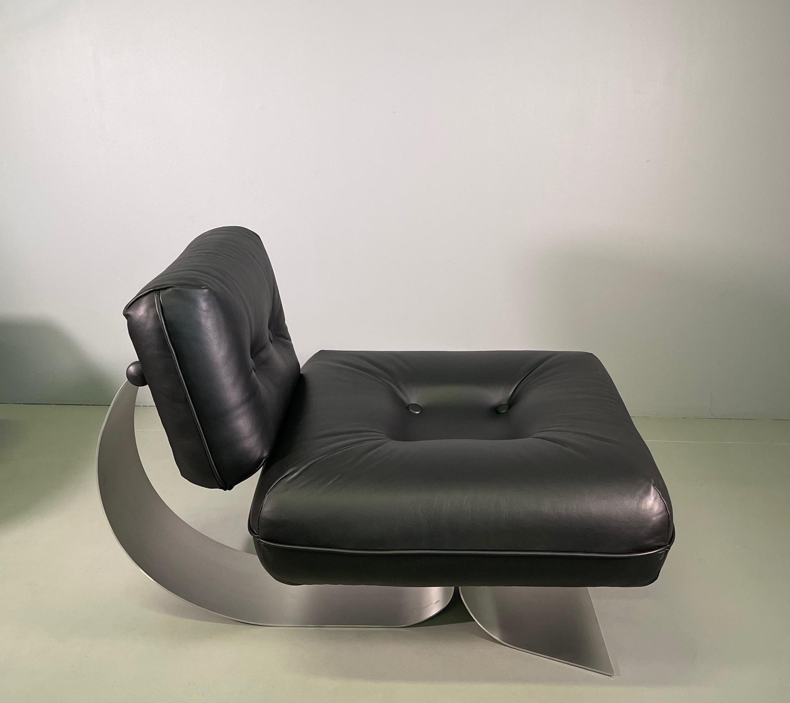 Oscar Niemeyer Armchair and Ottoman Model 