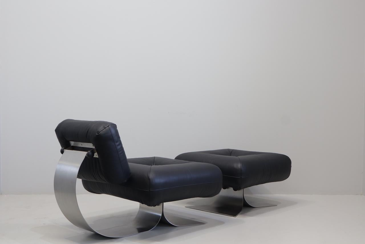 Oscar Niemeyer armchair and ottoman model 