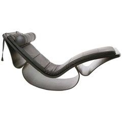 Vintage Oscar Niemeyer Chaise Lounge Model Rio Prod. Fasem, Italy