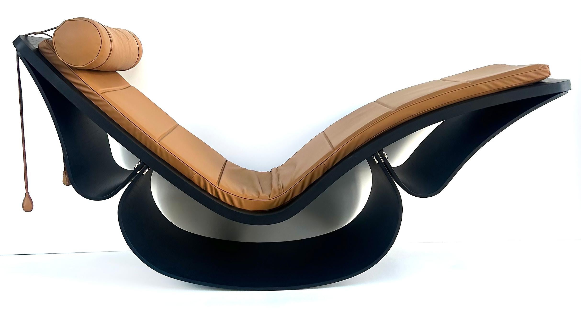 Mid-Century Modern Oscar Niemeyer Ebonized Ash, Leather 