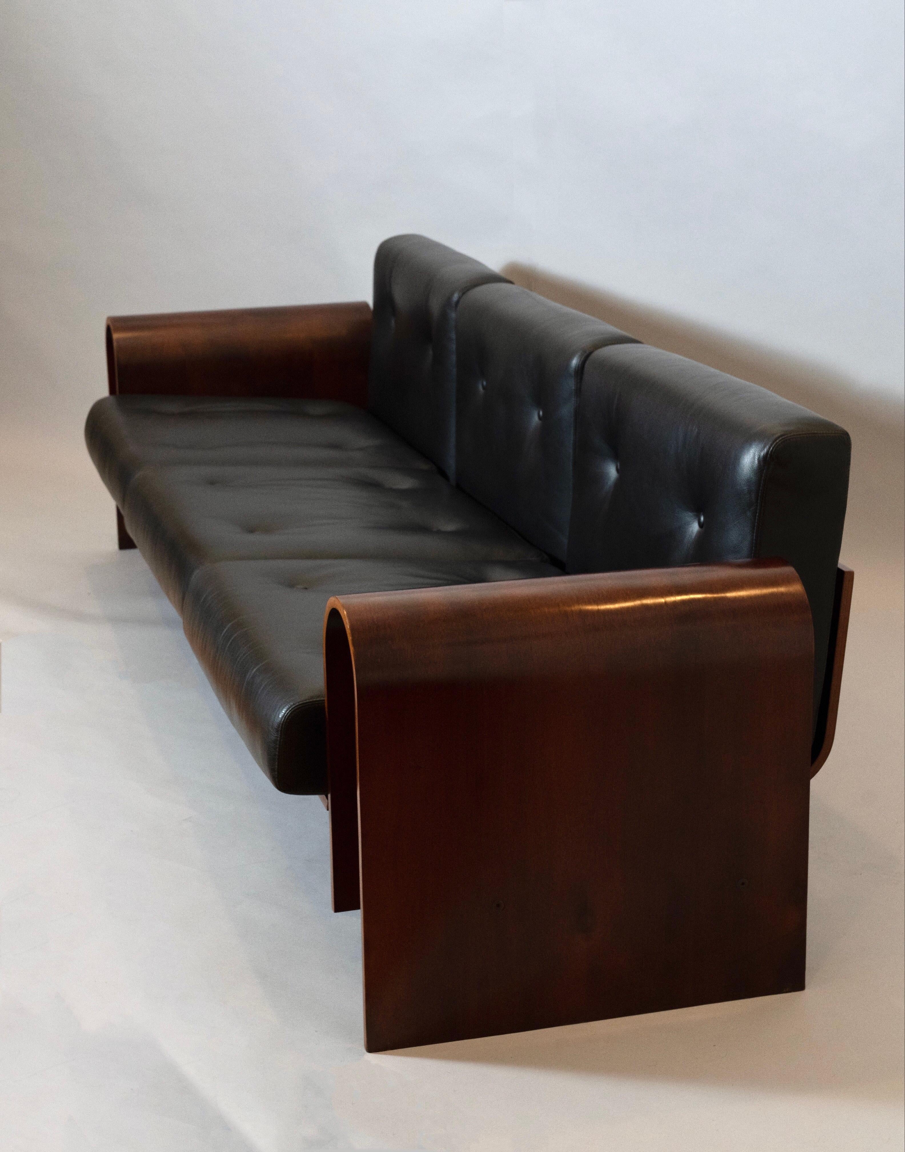 Oscar Niemeyer Exceptional Sofa in Rosewood and Leather, Hotel SESC, Brazil 1990 2