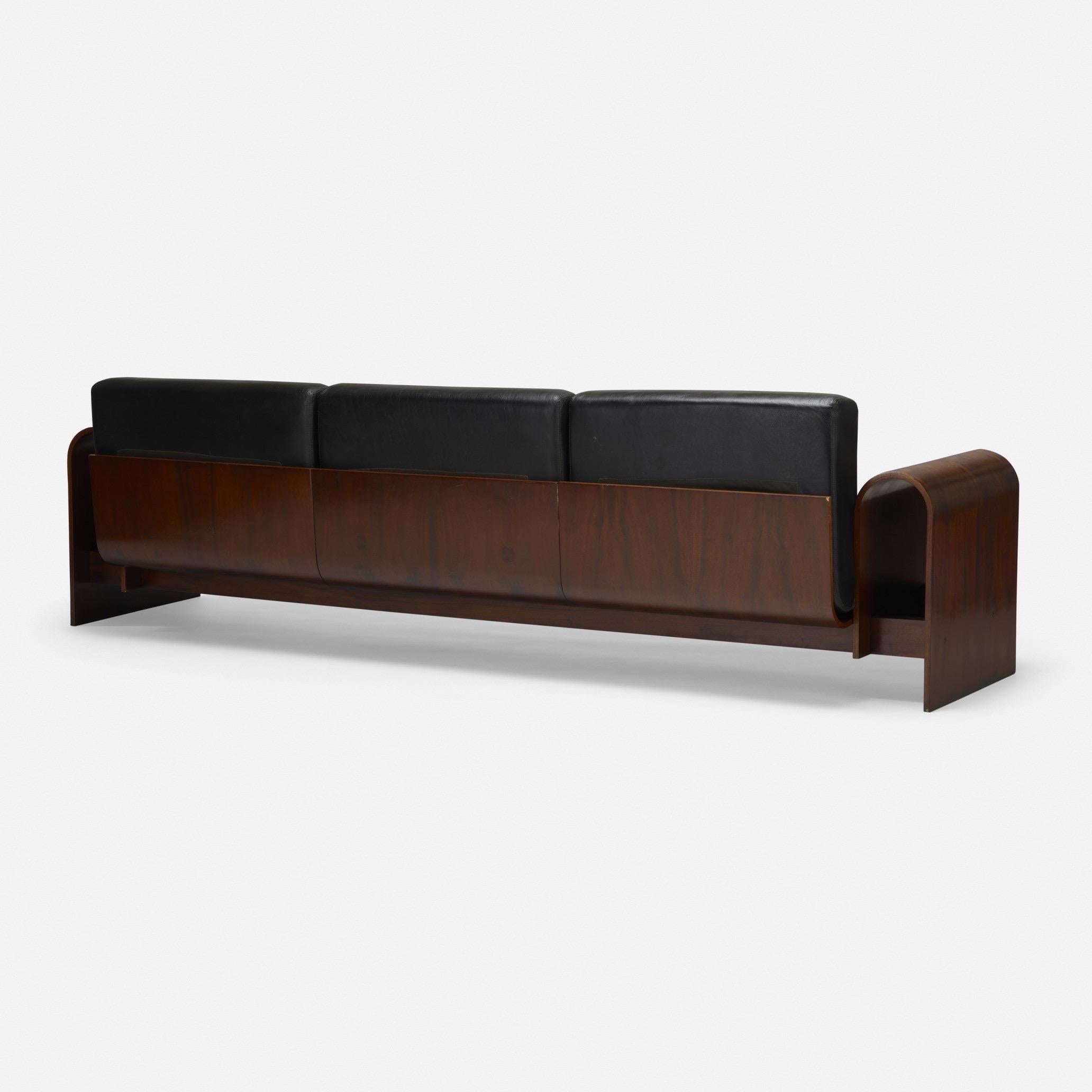 Mid-Century Modern Oscar Niemeyer Exceptional Sofa in Rosewood and Leather, Hotel SESC, Brazil 1990 For Sale