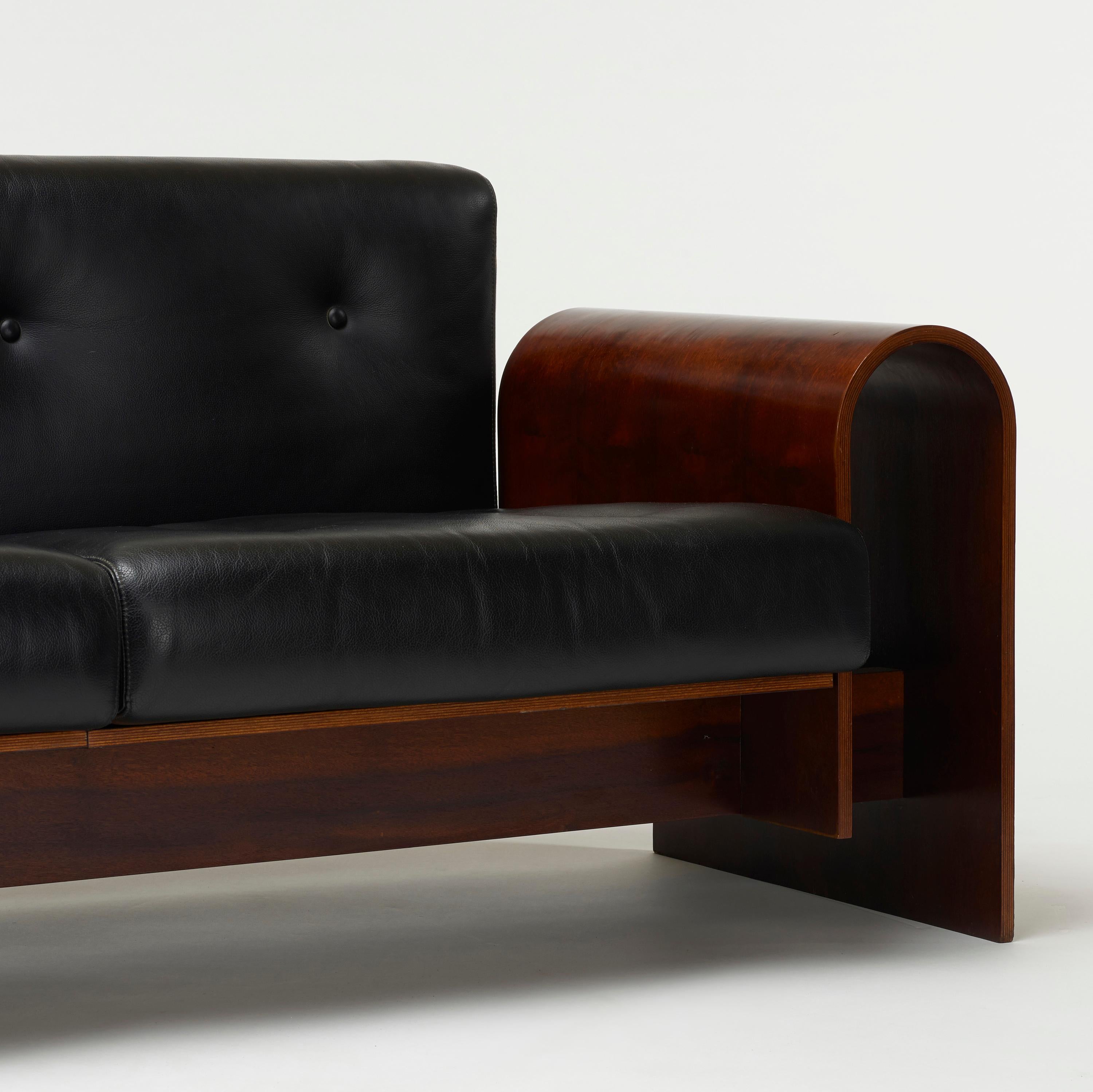 Mid-Century Modern Oscar Niemeyer Exceptional Sofa in Rosewood and Leather, Hotel SESC, Brazil 1990