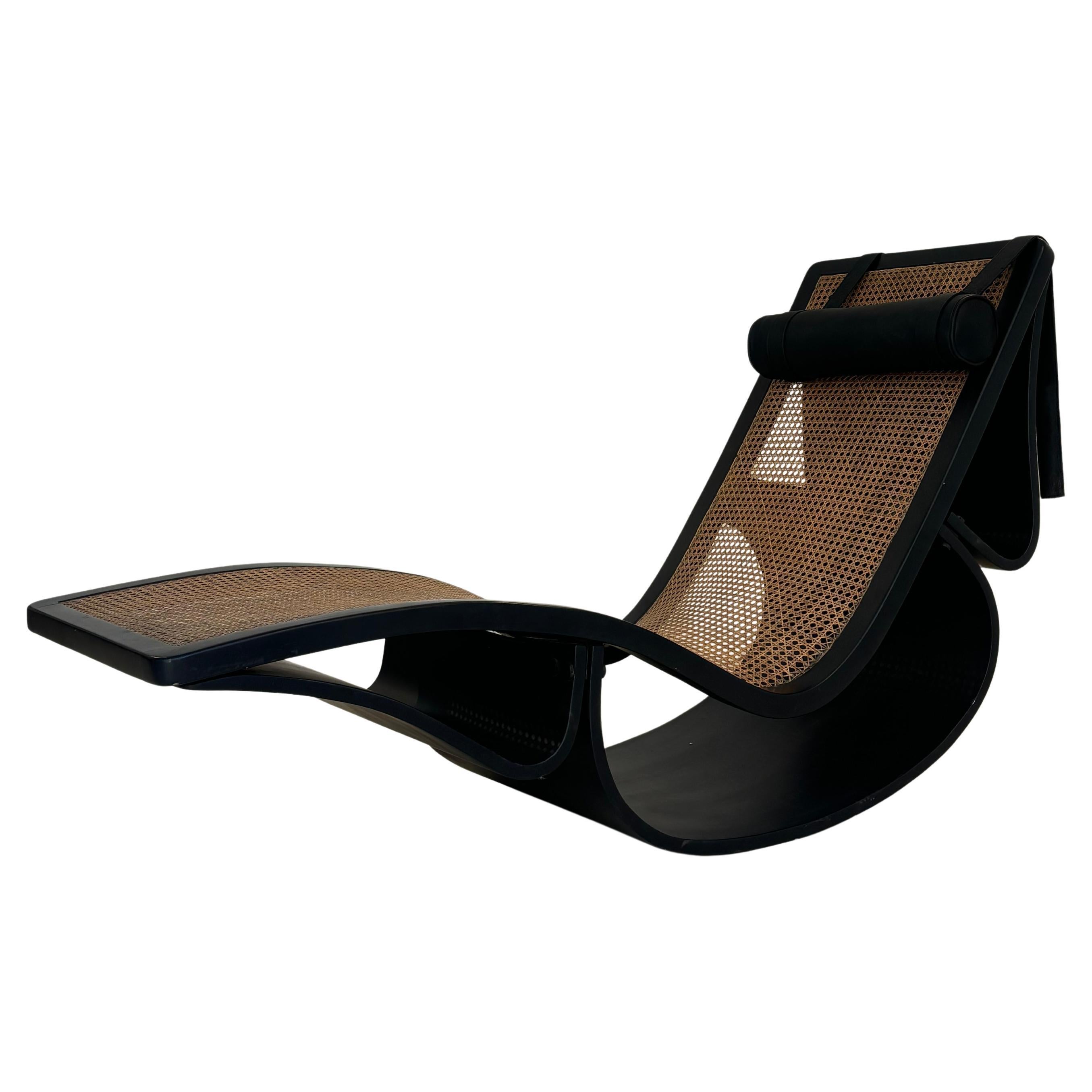 Oscar Niemeyer Rio Chaise