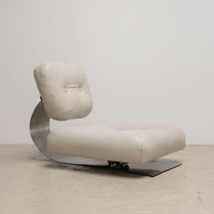 Oscar Niemeyer White "Alta" Lounge Chair