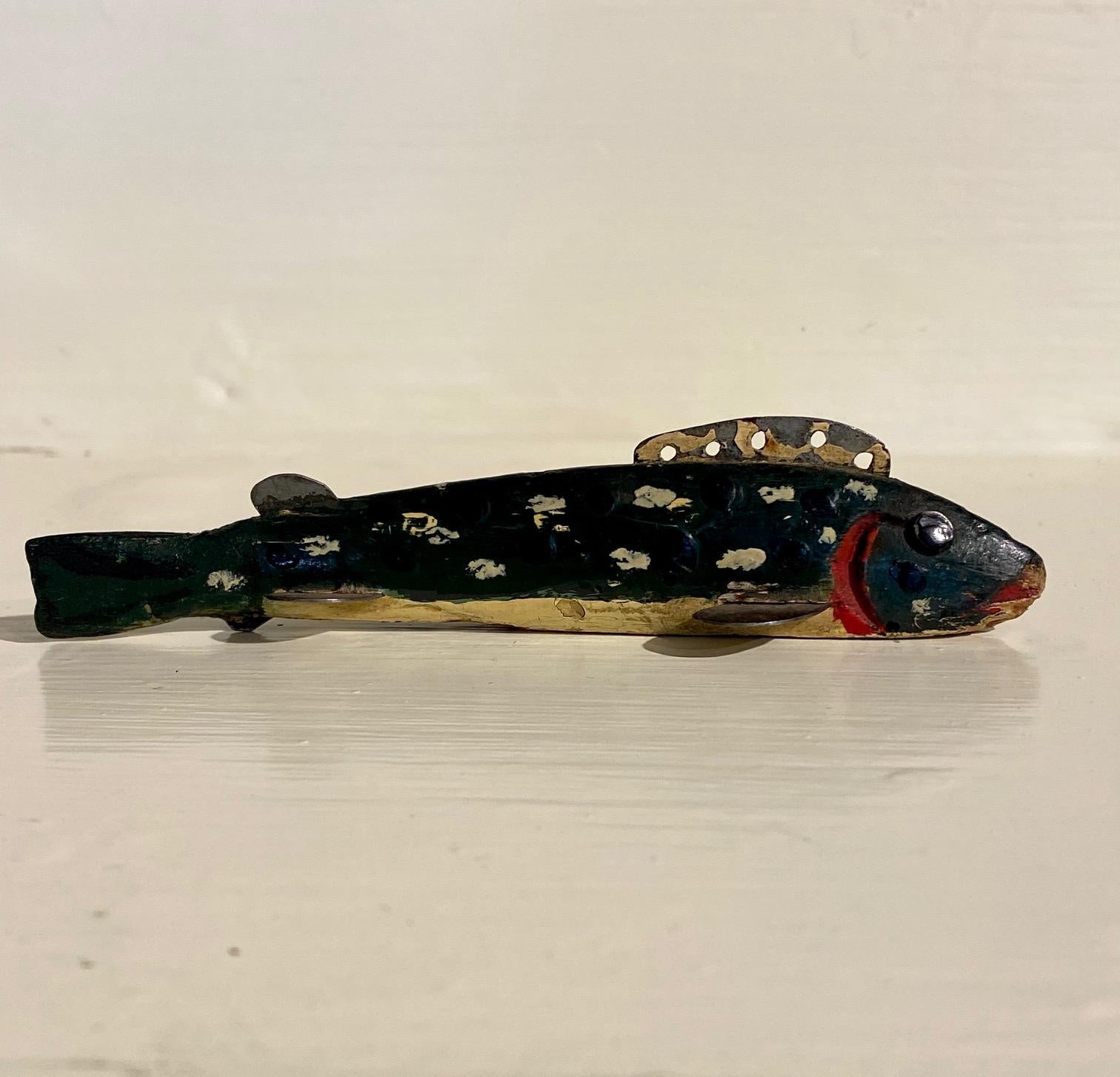 Oscar Peterson Minnow Decoy Repainted by Jess Ramey, circa 1930 In Good Condition For Sale In Nantucket, MA